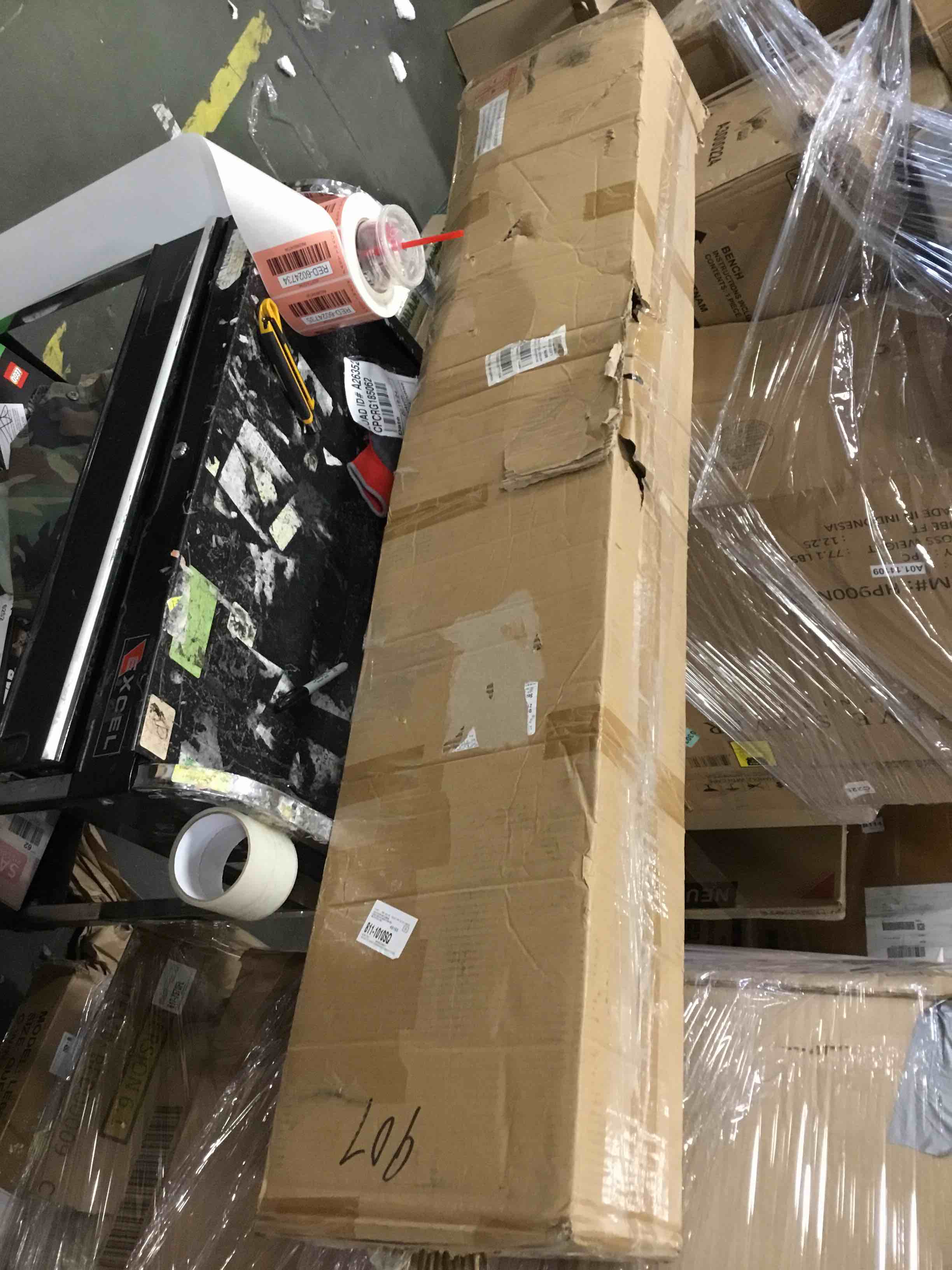 https://s3.amazonaws.com/lotting-images-prod/bidfta/RED6024733_1708712907978.jpeg