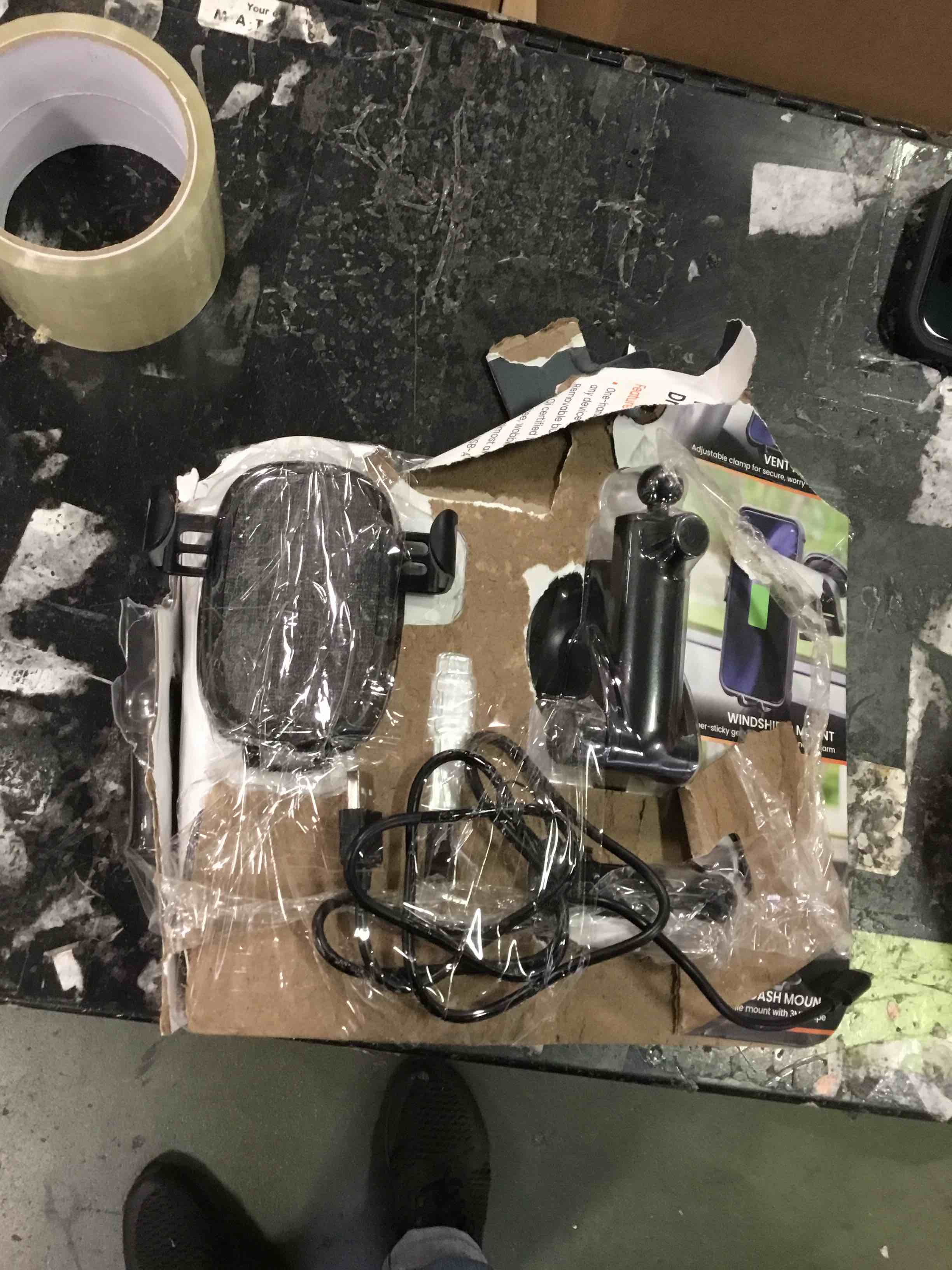 https://s3.amazonaws.com/lotting-images-prod/bidfta/RED6025123_1709309699068.jpeg