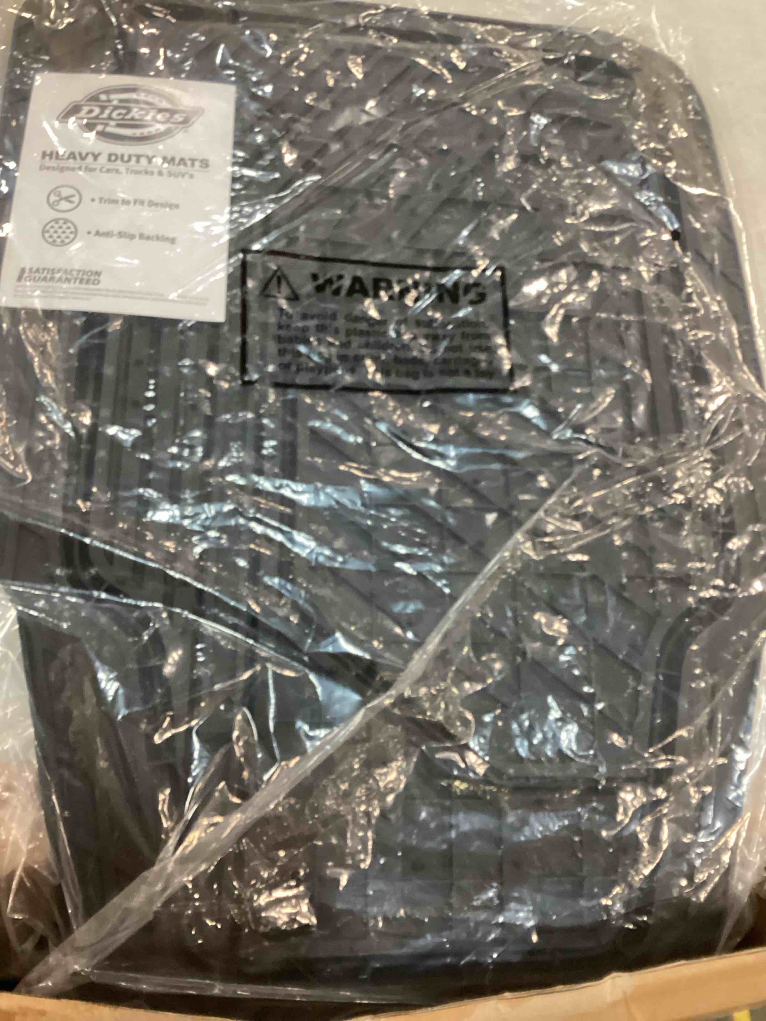 https://s3.amazonaws.com/lotting-images-prod/bidfta/RED6026325_1708518357021.jpeg