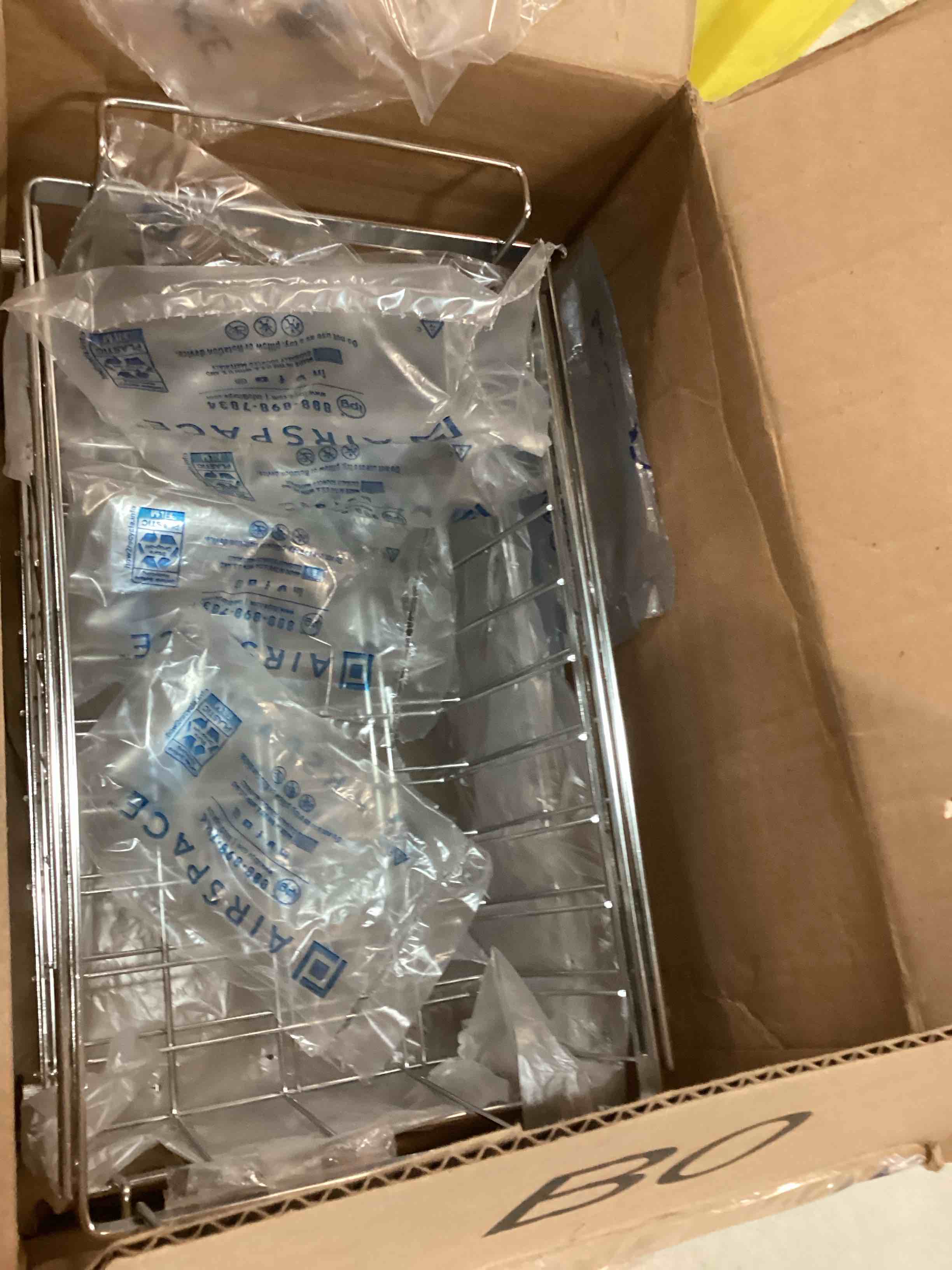 https://s3.amazonaws.com/lotting-images-prod/bidfta/RED6026348_1708521478473.jpeg