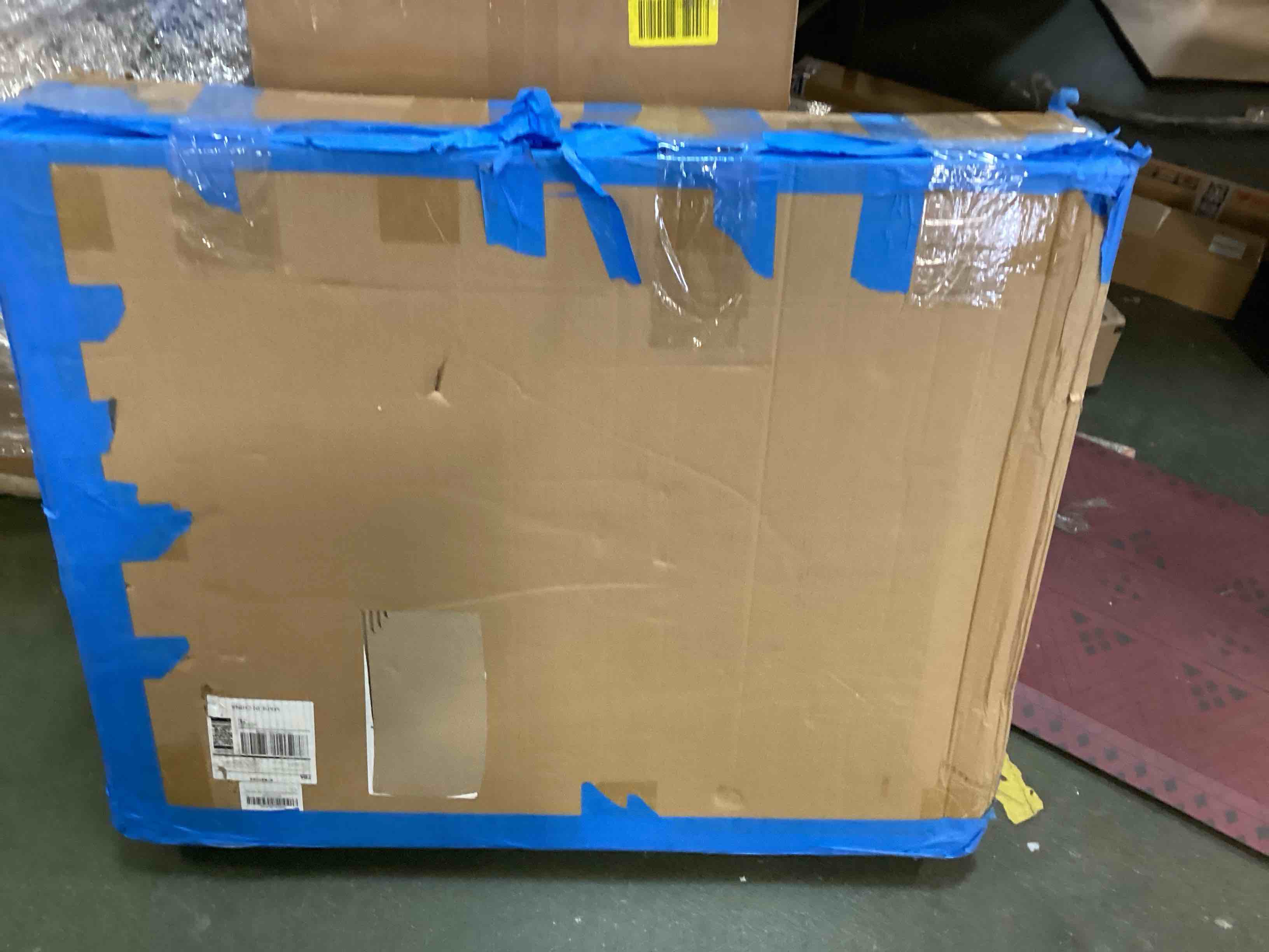 https://s3.amazonaws.com/lotting-images-prod/bidfta/RED6026404_1708528959787.jpeg