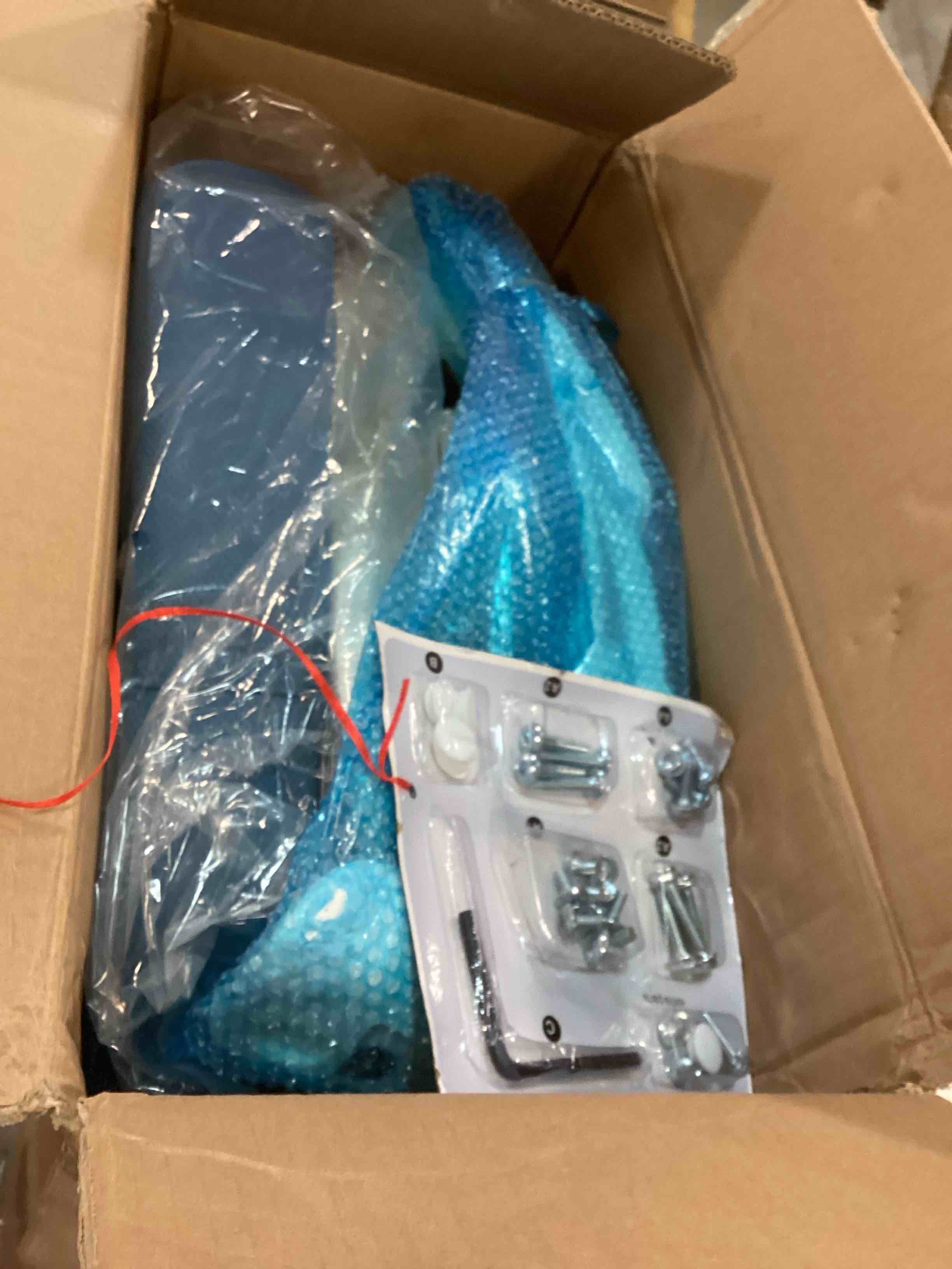 https://s3.amazonaws.com/lotting-images-prod/bidfta/RED6026527_1708544540720.jpeg