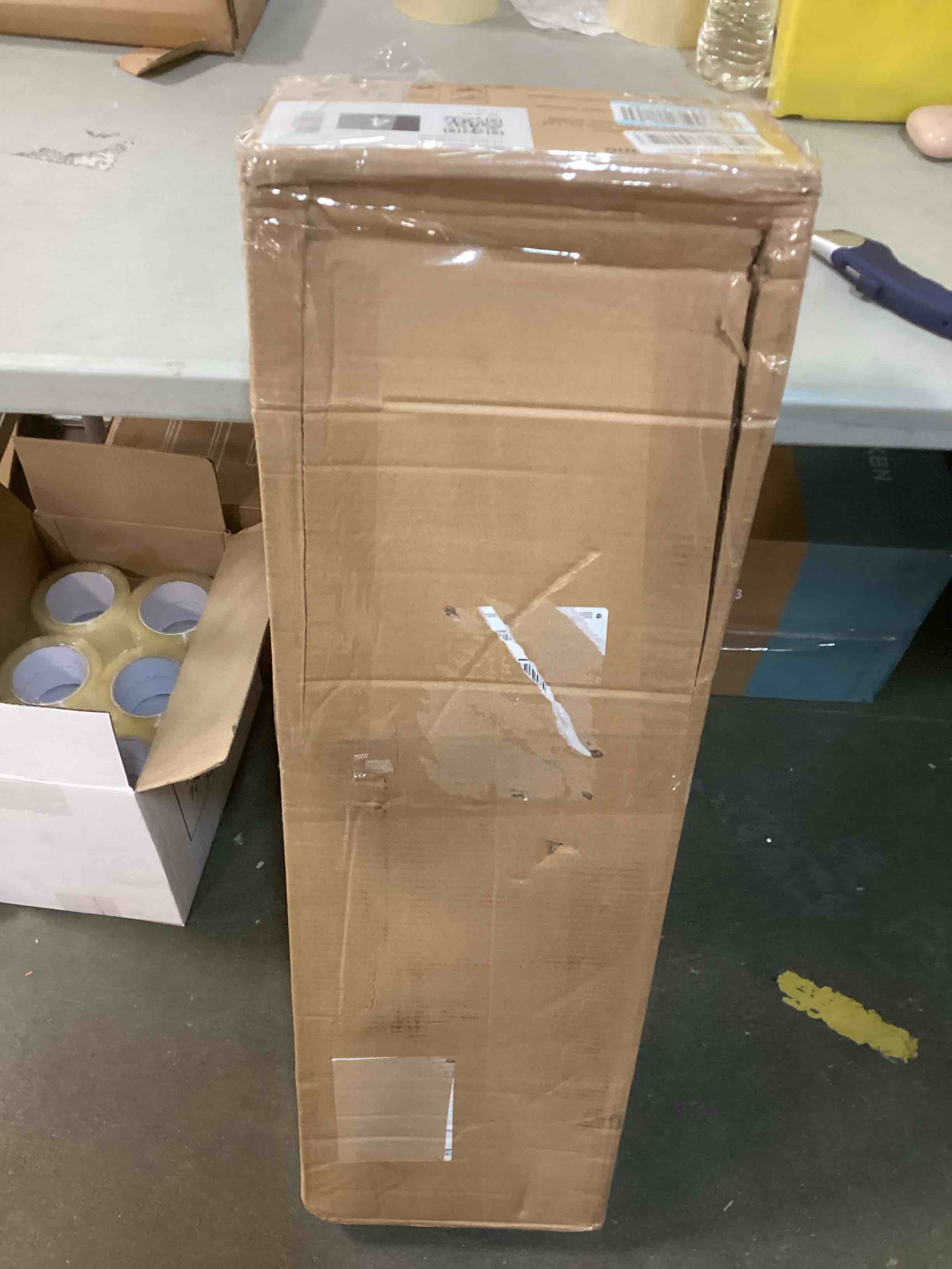 https://s3.amazonaws.com/lotting-images-prod/bidfta/RED6026628_1708610241663.jpeg