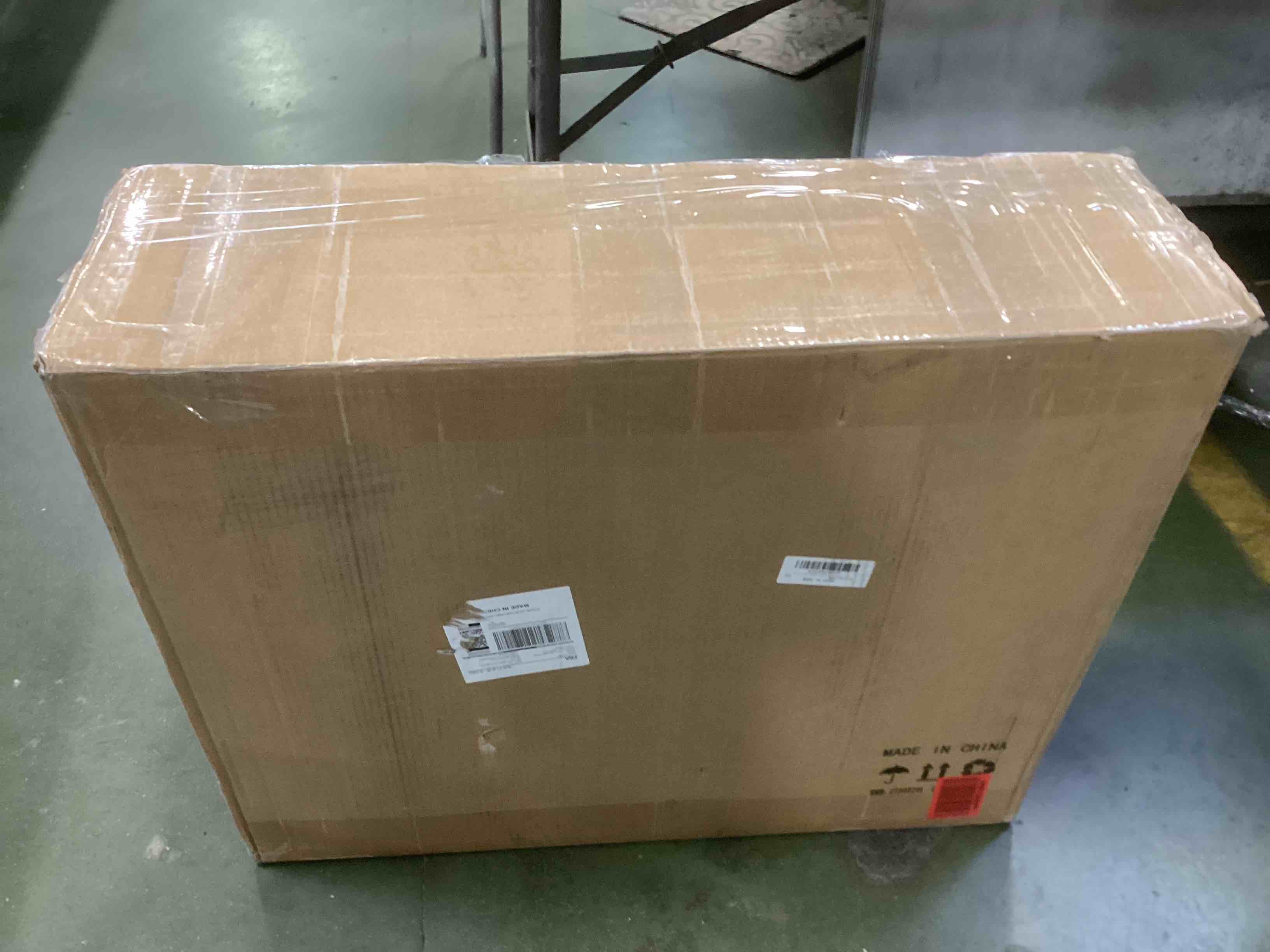 https://s3.amazonaws.com/lotting-images-prod/bidfta/RED6027360_1709042813655.jpeg