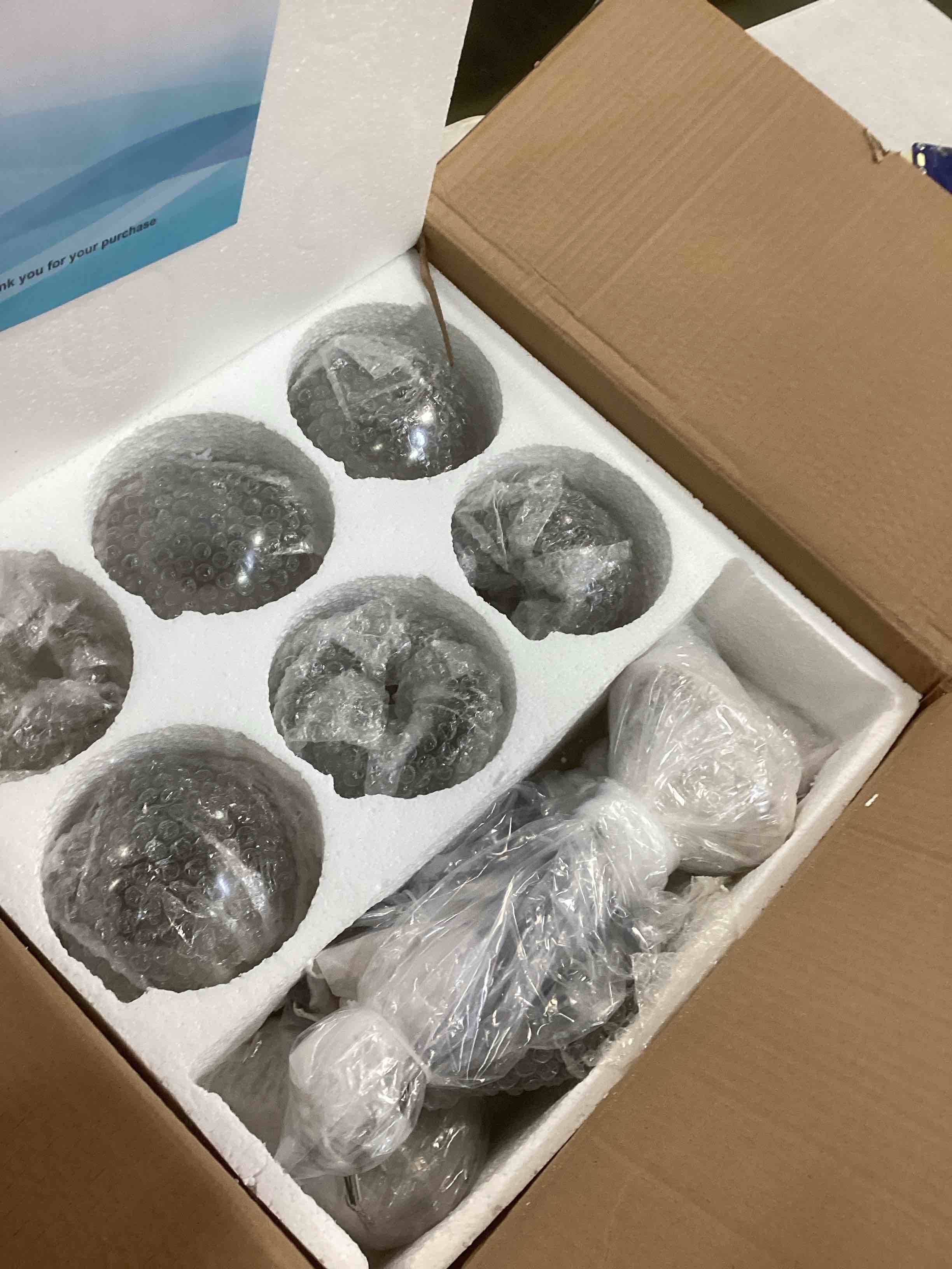 https://s3.amazonaws.com/lotting-images-prod/bidfta/RED6027377_1709044388281.jpeg