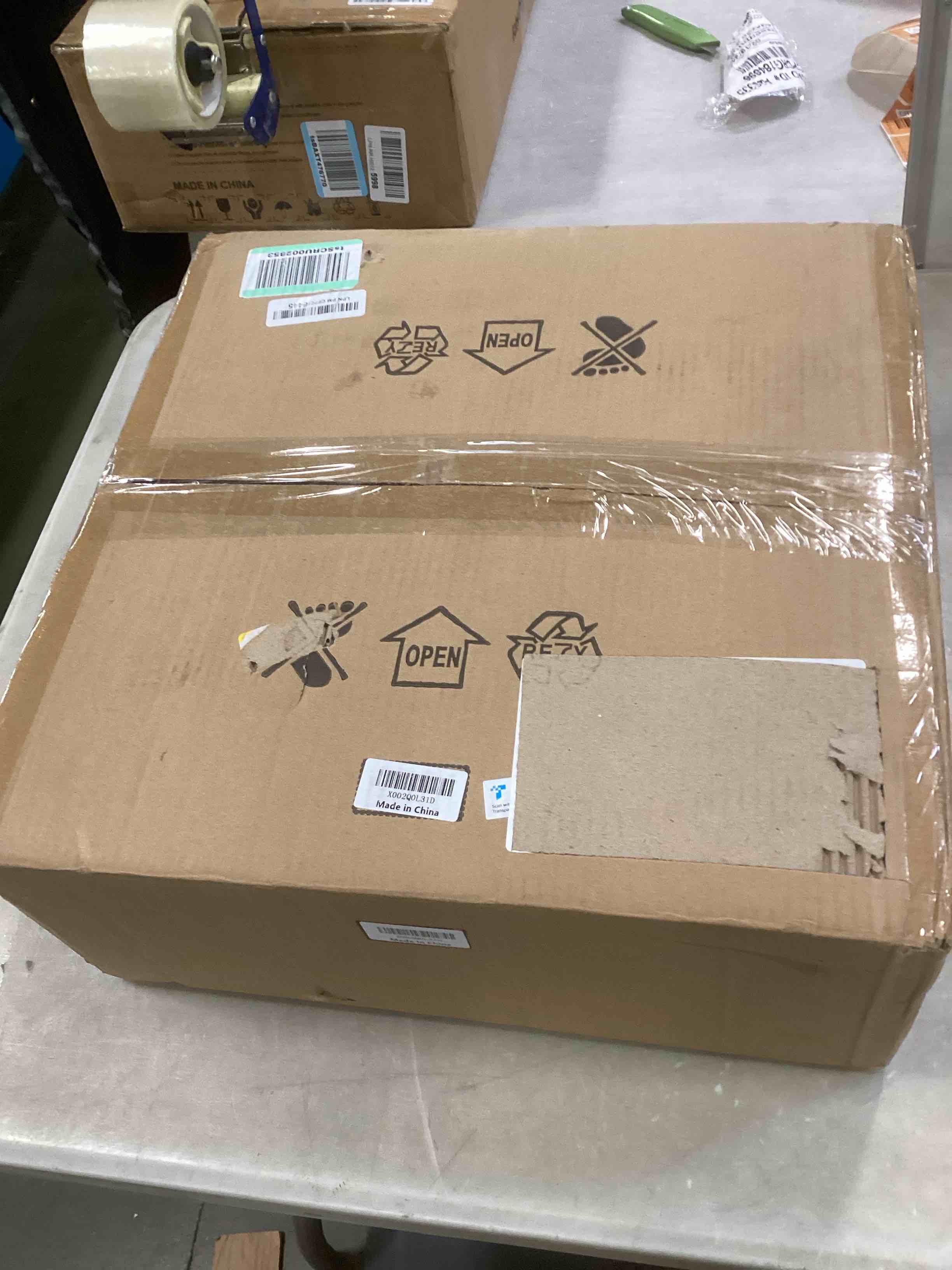 https://s3.amazonaws.com/lotting-images-prod/bidfta/RED6027377_1709044407267.jpeg