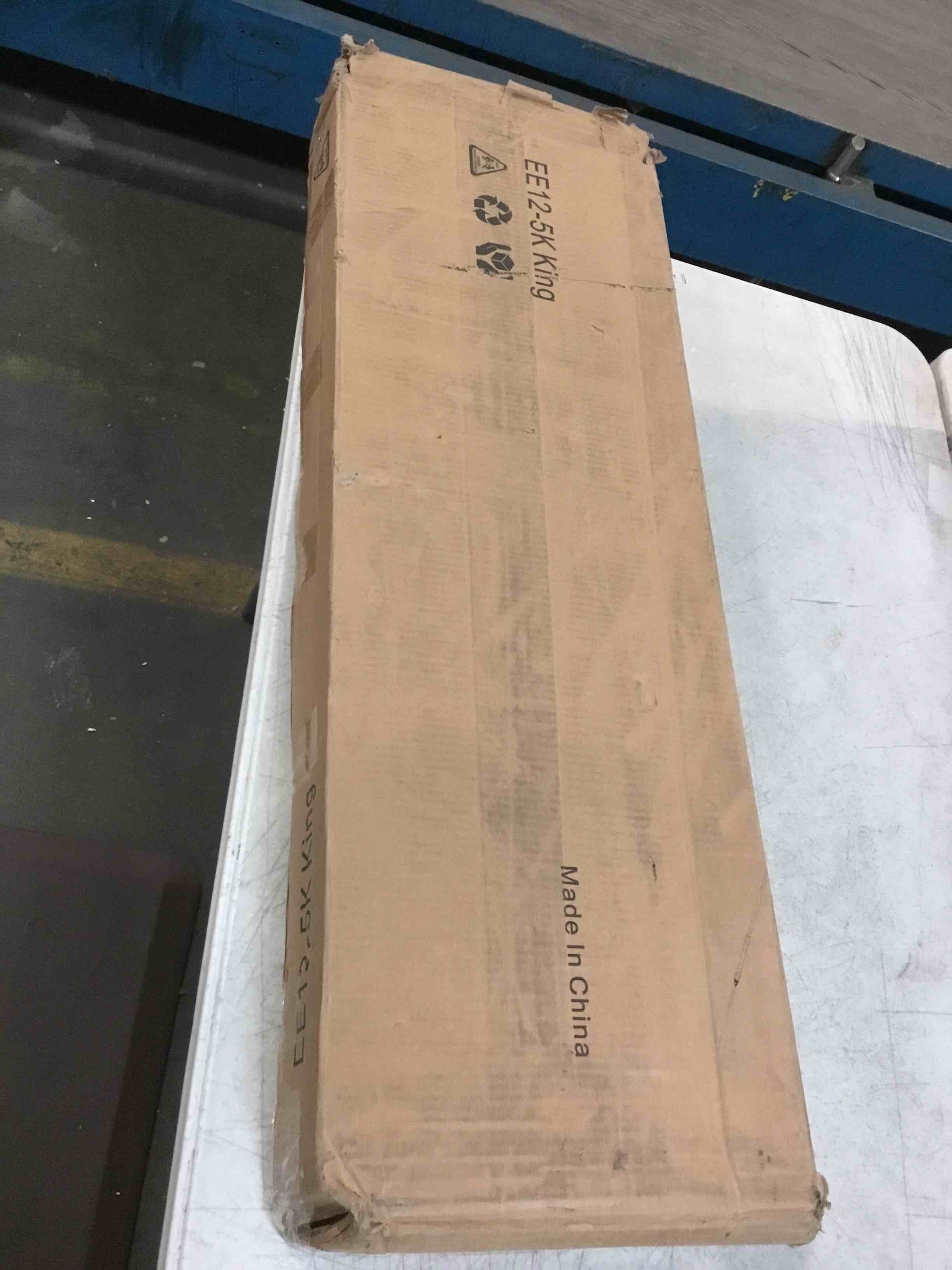 https://s3.amazonaws.com/lotting-images-prod/bidfta/RED6027781_1707938293178.jpeg