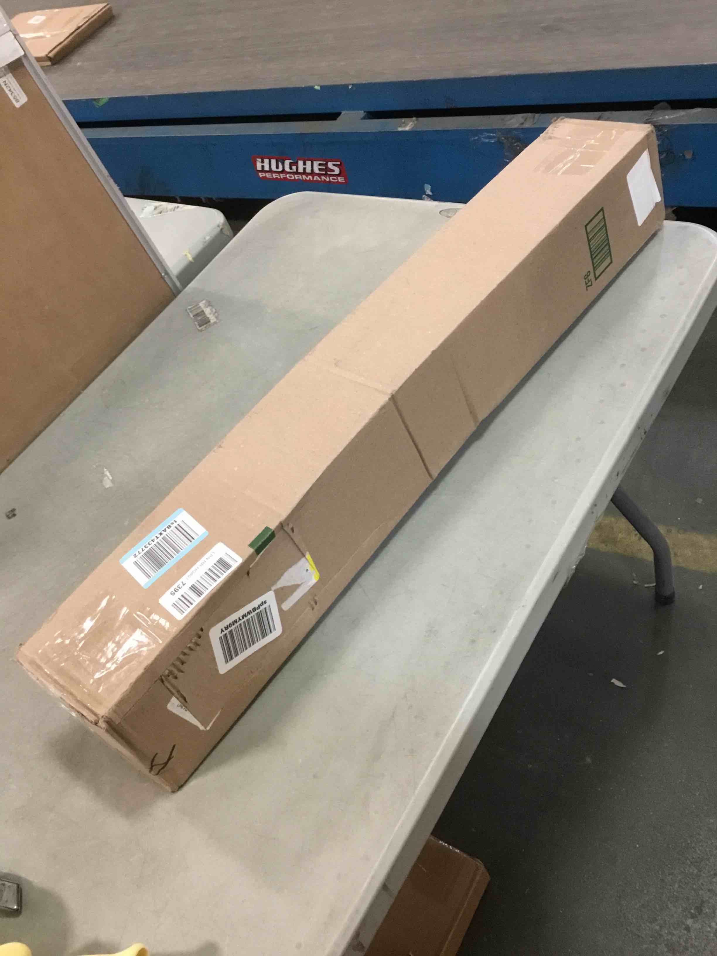 https://s3.amazonaws.com/lotting-images-prod/bidfta/RED6027877_1708007398686.jpeg