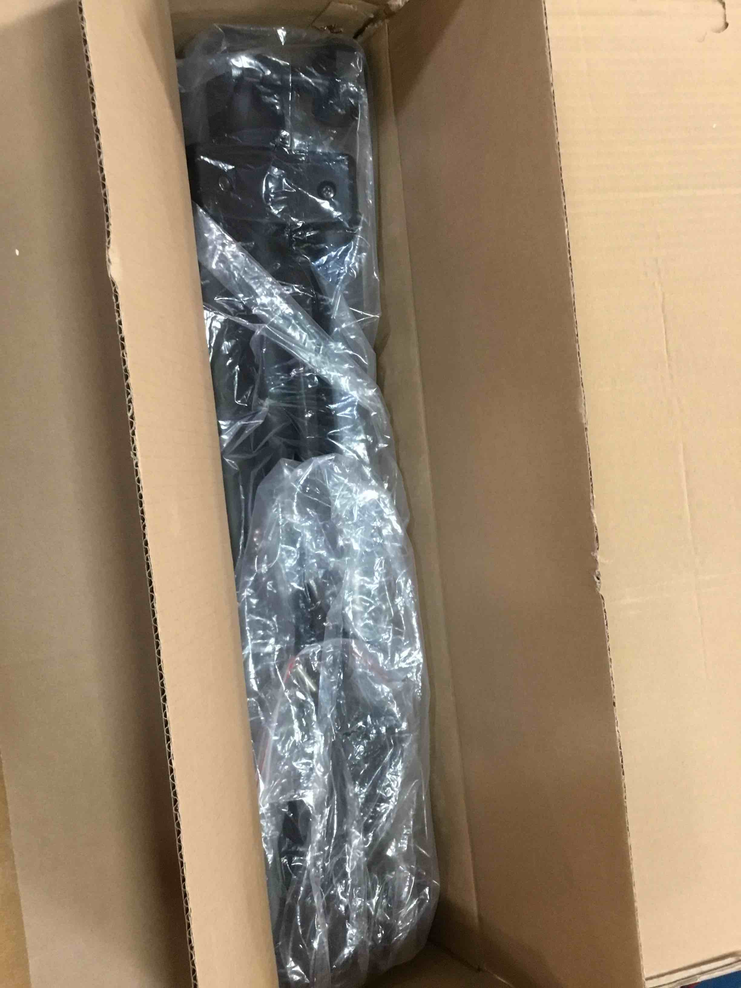 https://s3.amazonaws.com/lotting-images-prod/bidfta/RED6027907_1708012925981.jpeg