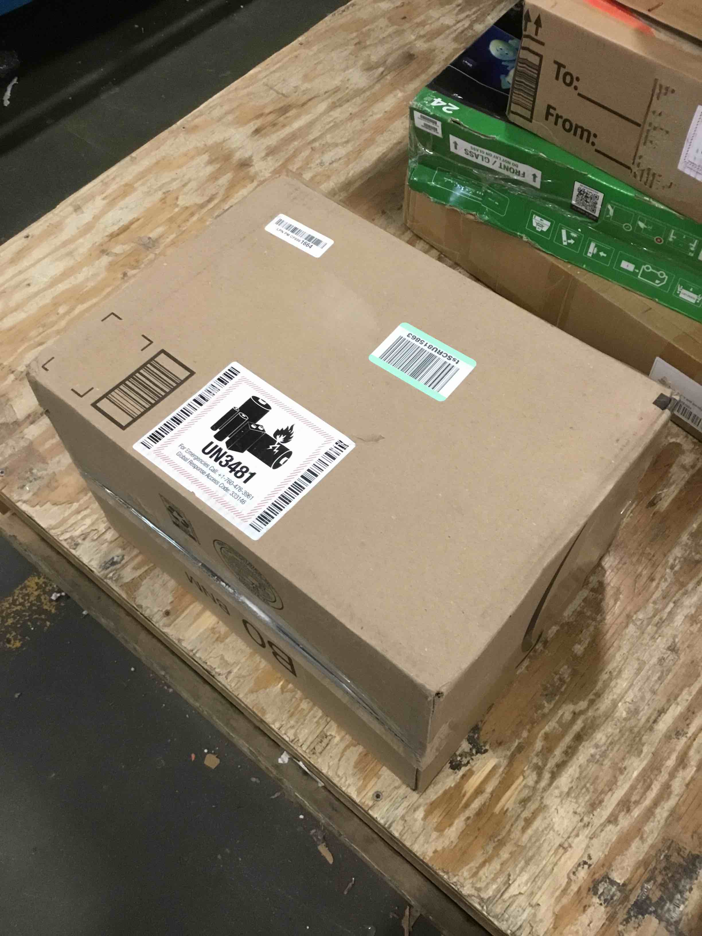 https://s3.amazonaws.com/lotting-images-prod/bidfta/RED6028045_1708093722736.jpeg
