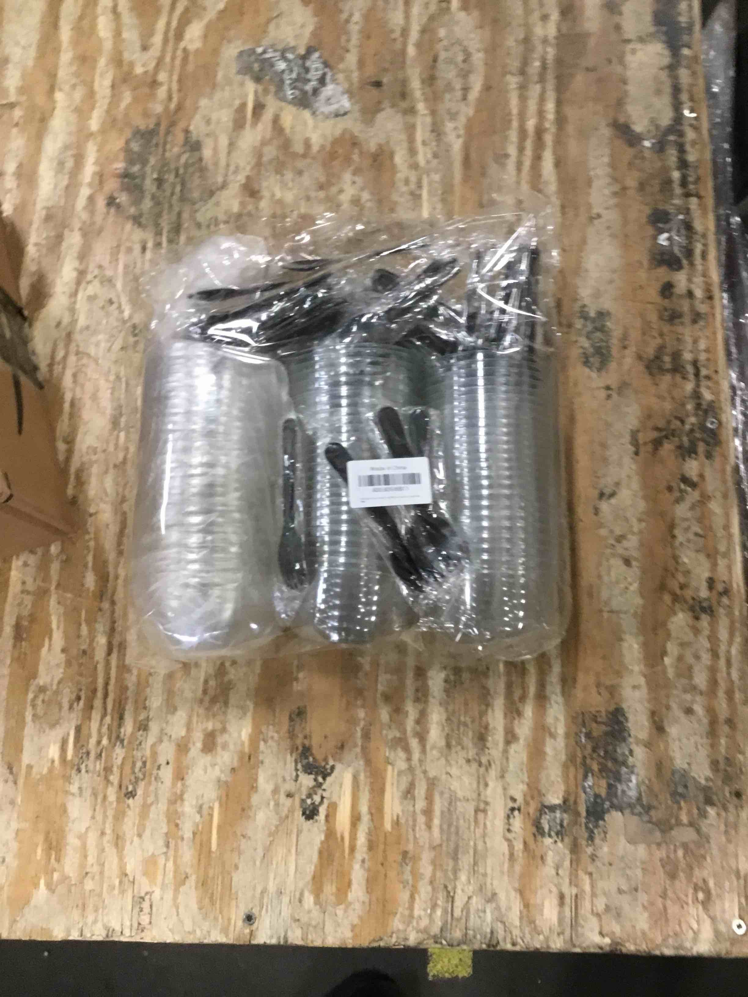 https://s3.amazonaws.com/lotting-images-prod/bidfta/RED6028067_1708099204091.jpeg