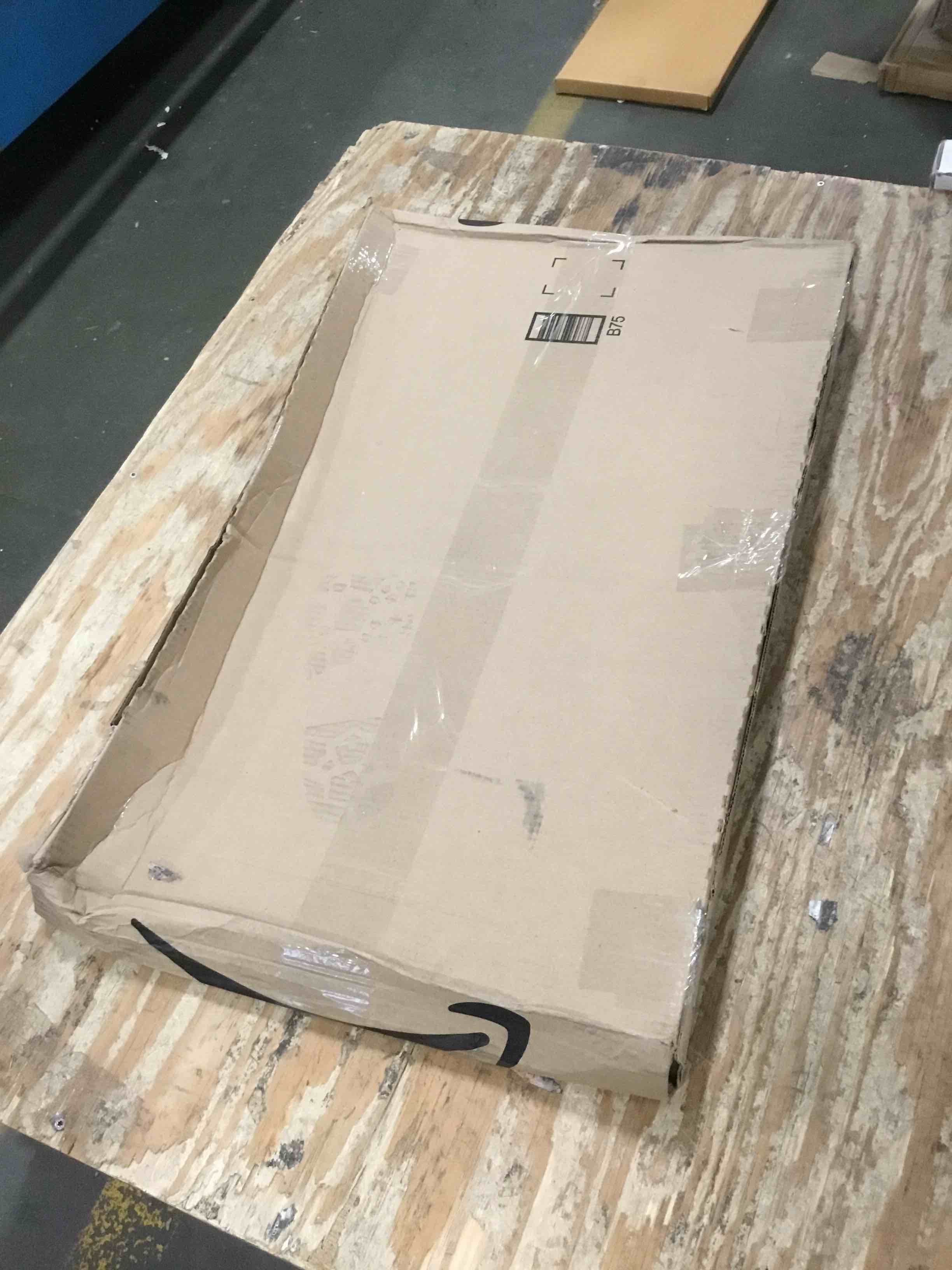 https://s3.amazonaws.com/lotting-images-prod/bidfta/RED6028146_1708110763872.jpeg