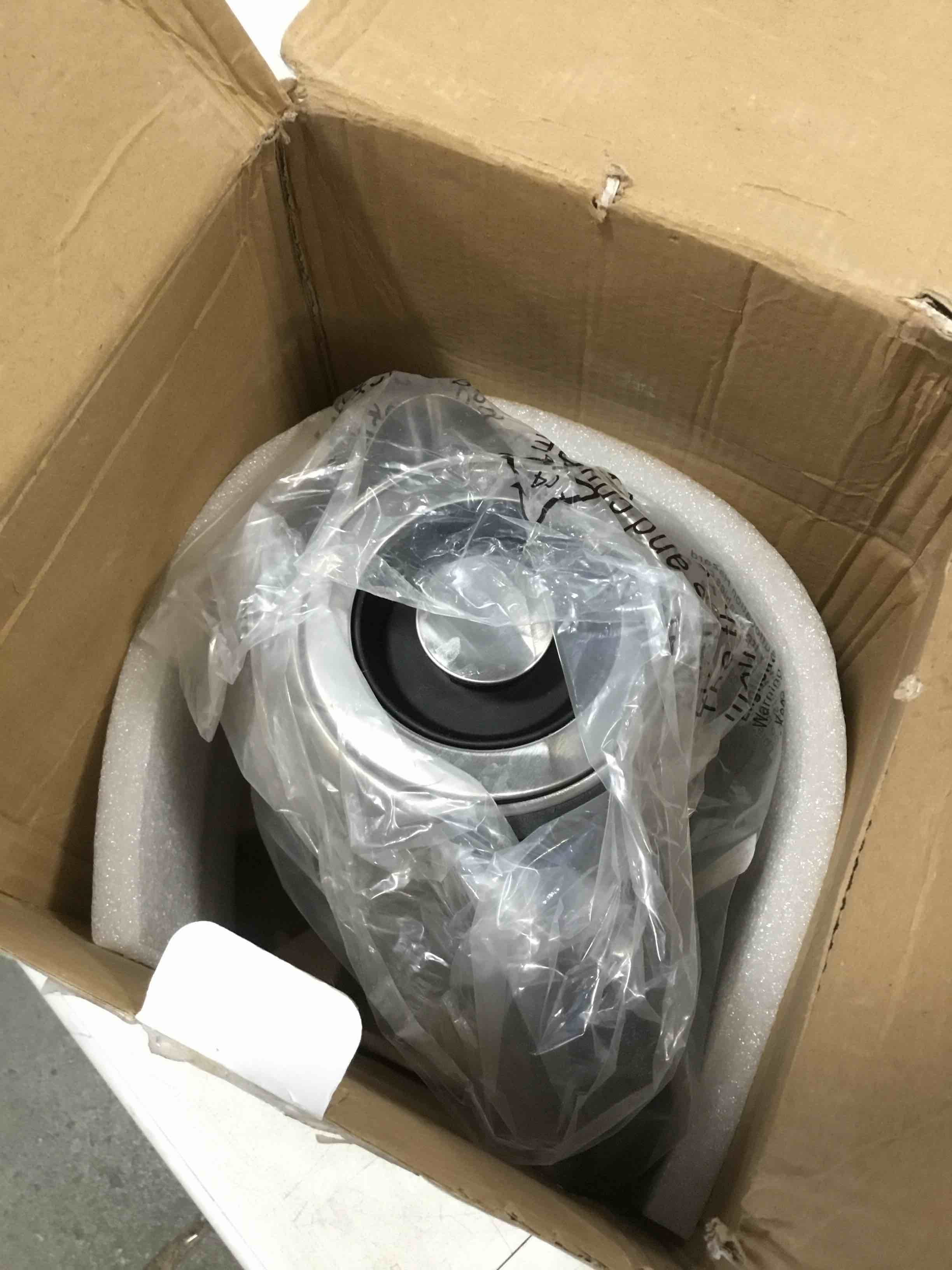 https://s3.amazonaws.com/lotting-images-prod/bidfta/RED6028283_1708357185573.jpeg