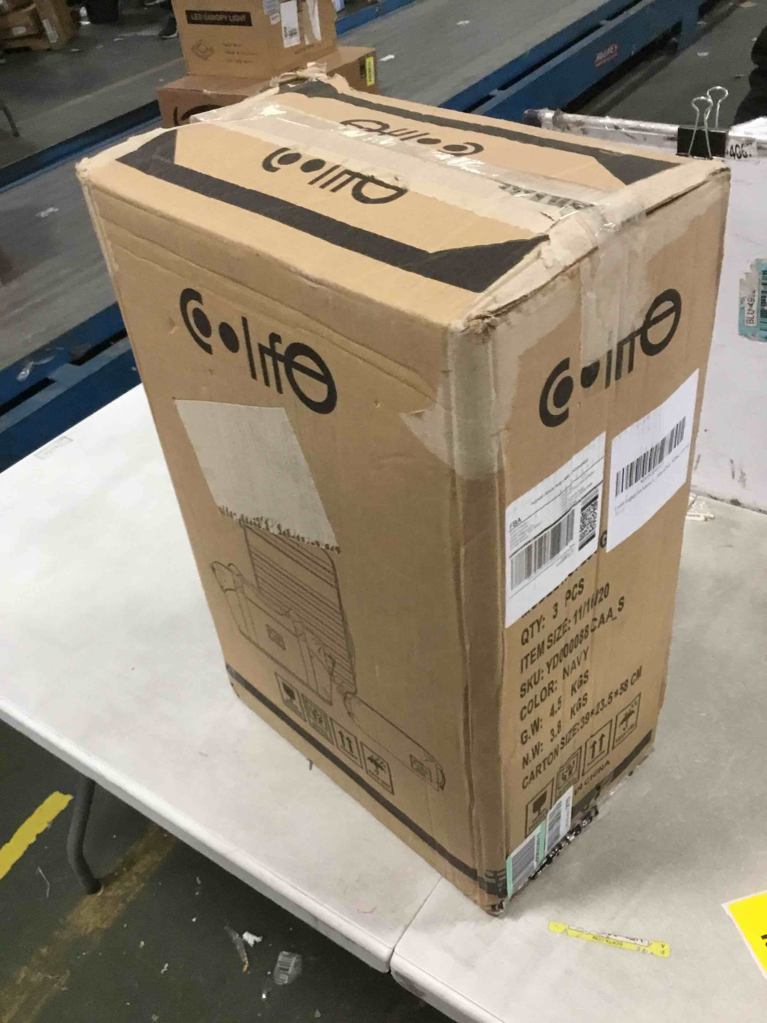 https://s3.amazonaws.com/lotting-images-prod/bidfta/RED6028419_1708375974321.jpeg