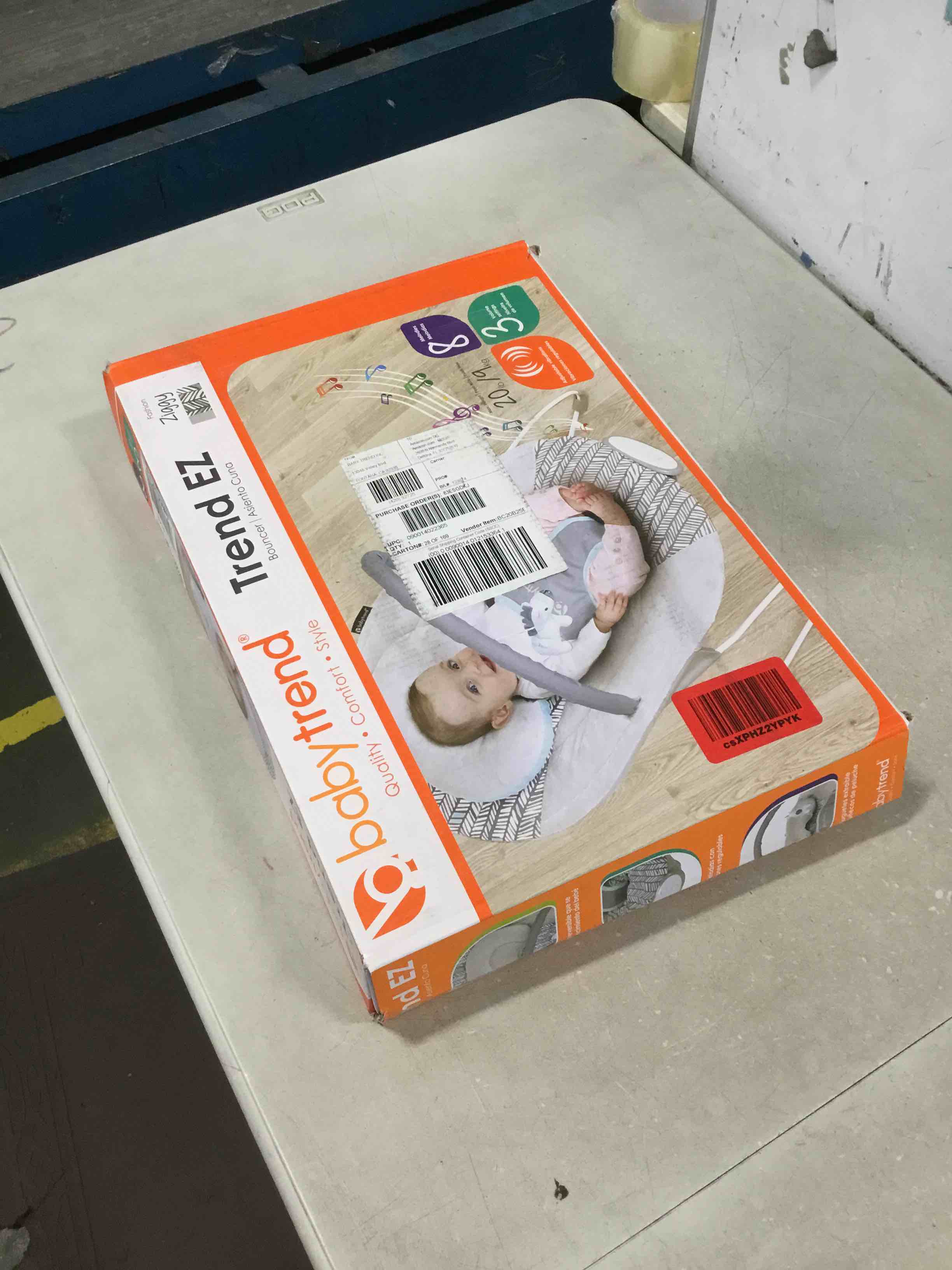 https://s3.amazonaws.com/lotting-images-prod/bidfta/RED6028664_1708463401847.jpeg