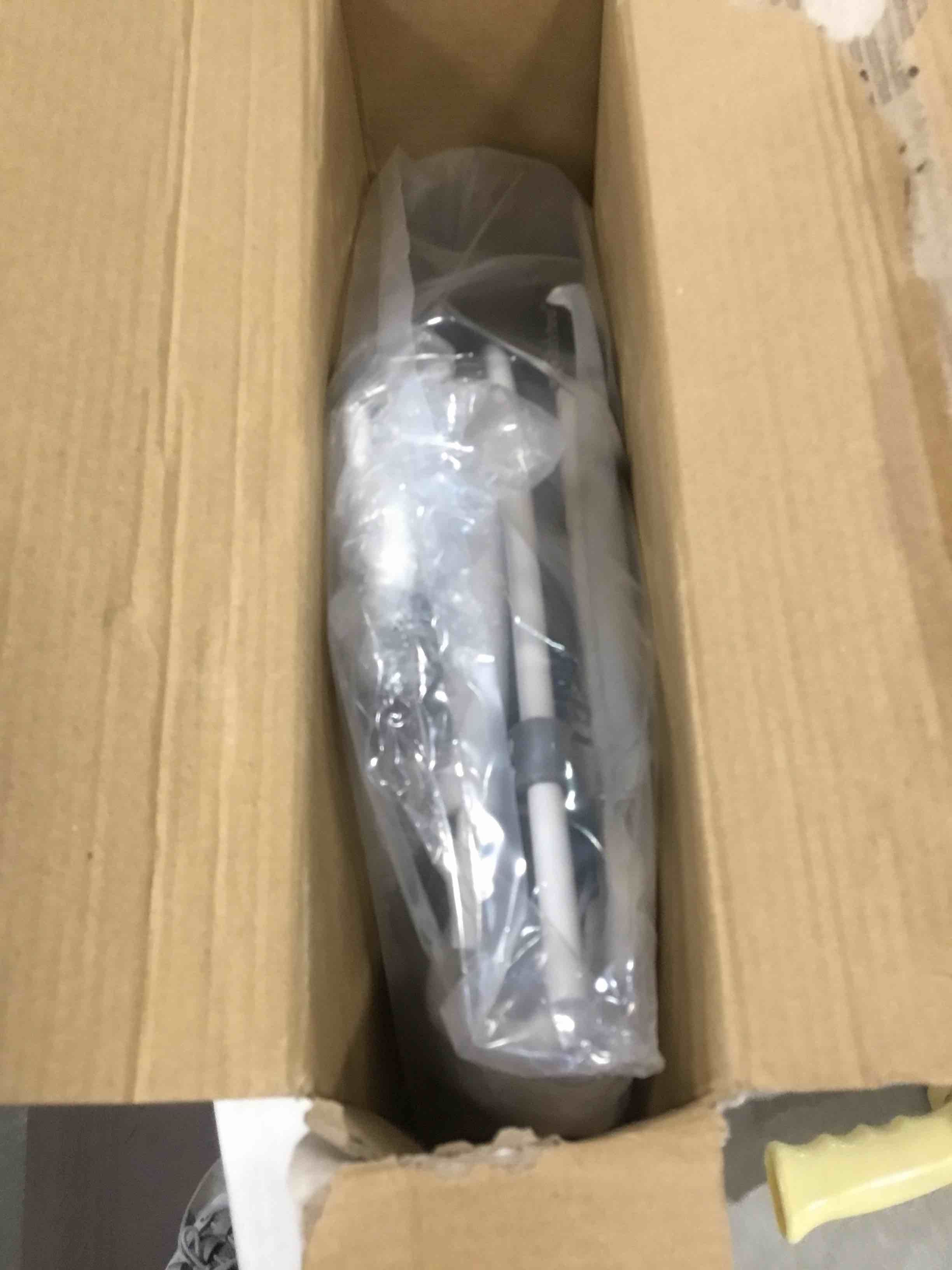 https://s3.amazonaws.com/lotting-images-prod/bidfta/RED6028664_1708463431939.jpeg