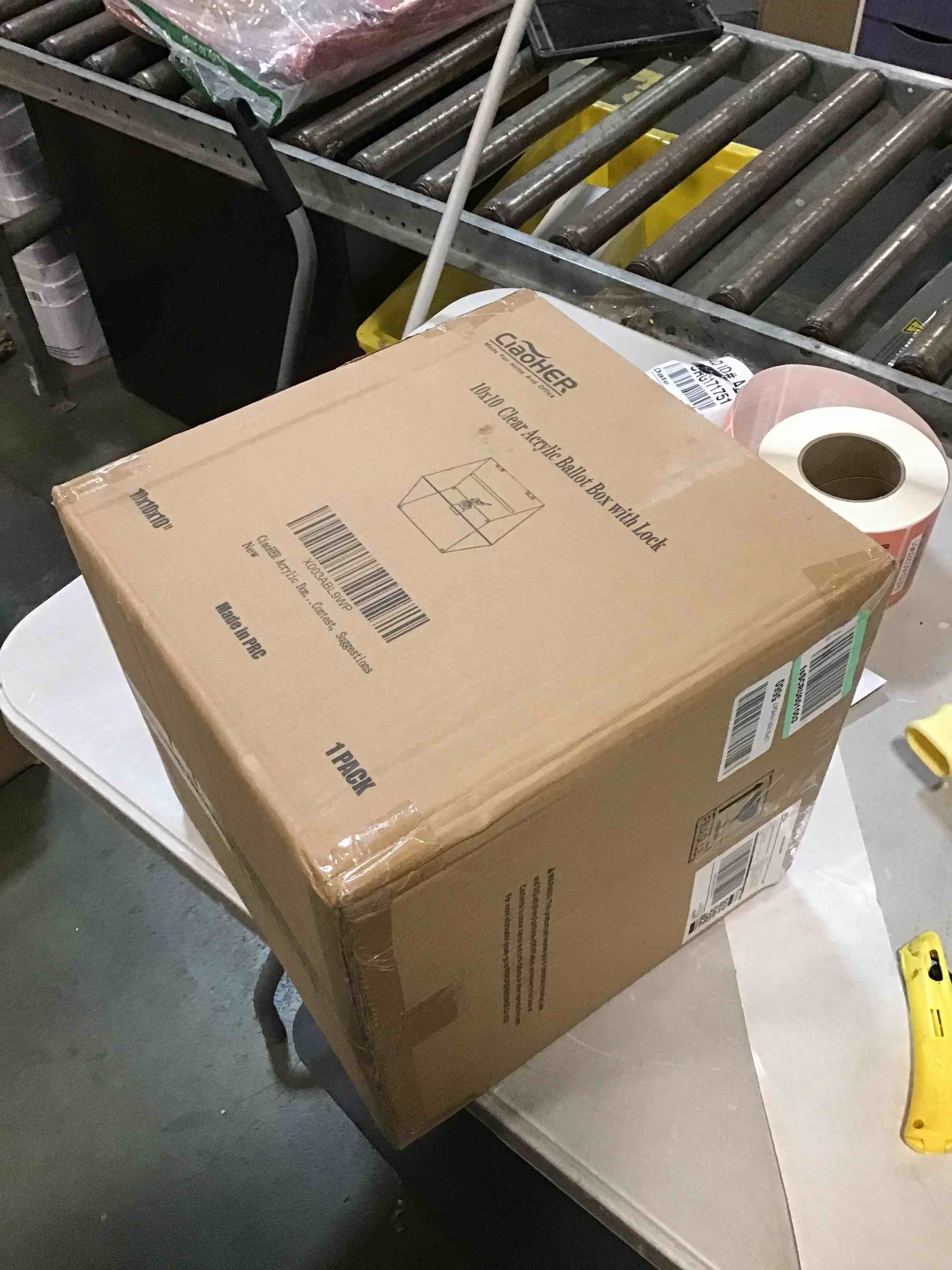 https://s3.amazonaws.com/lotting-images-prod/bidfta/RED6028952_1708184651092.jpeg