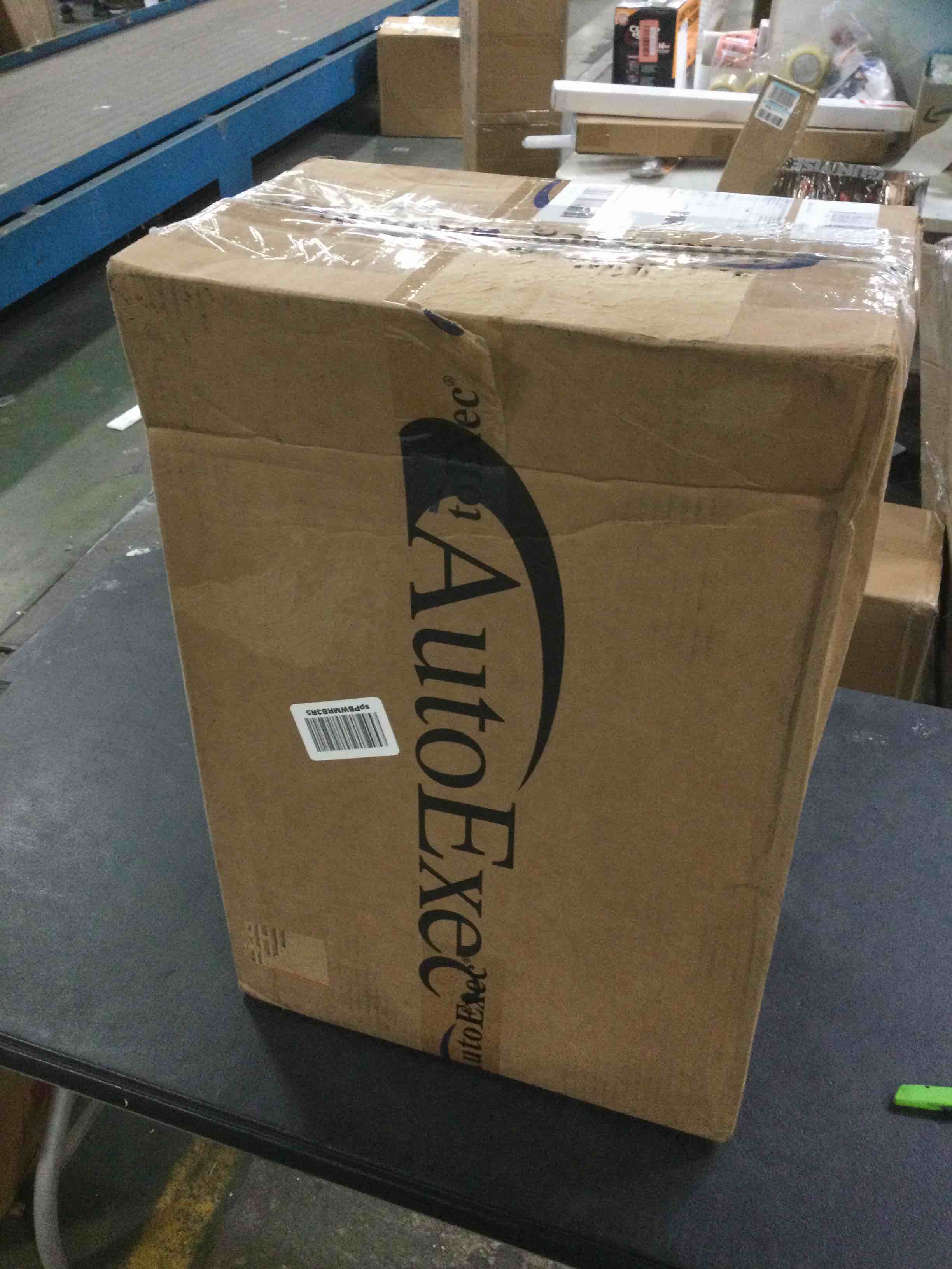 https://s3.amazonaws.com/lotting-images-prod/bidfta/RED6029322_1708455227376.jpeg