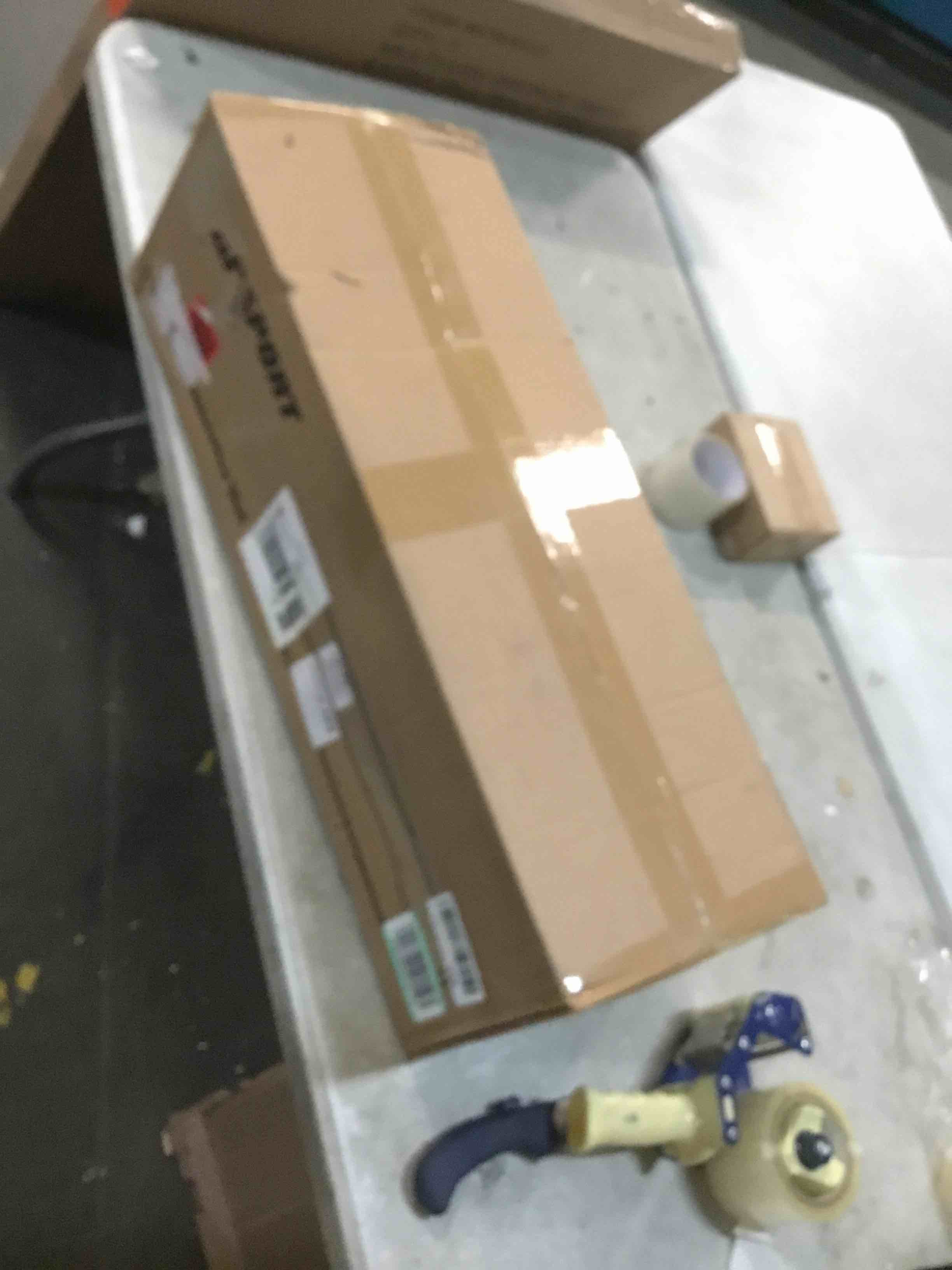 https://s3.amazonaws.com/lotting-images-prod/bidfta/RED6029405_1708949949261.jpeg