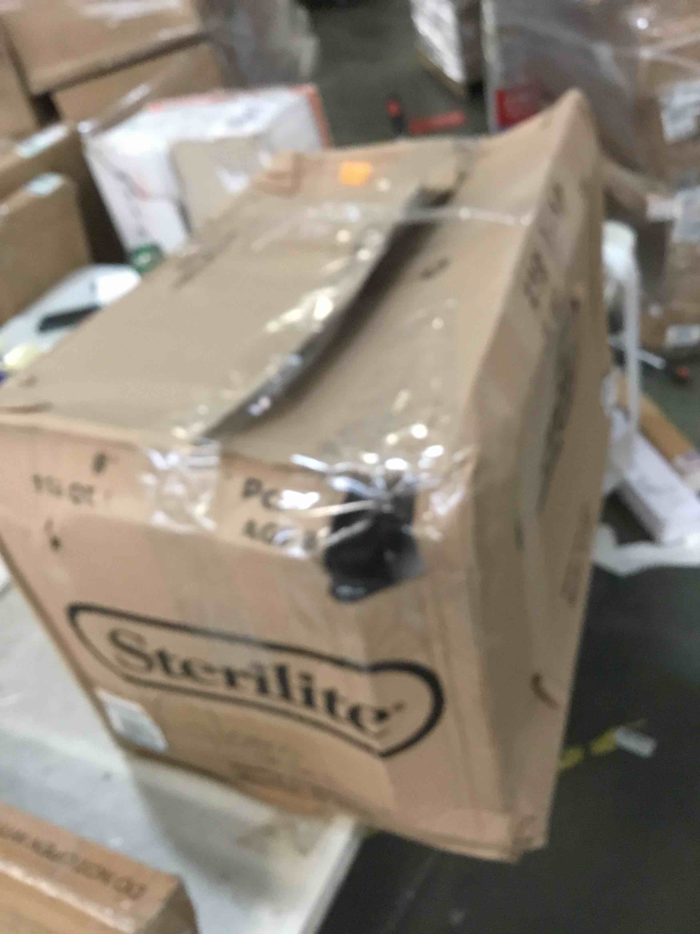 https://s3.amazonaws.com/lotting-images-prod/bidfta/RED6029444_1708953341688.jpeg