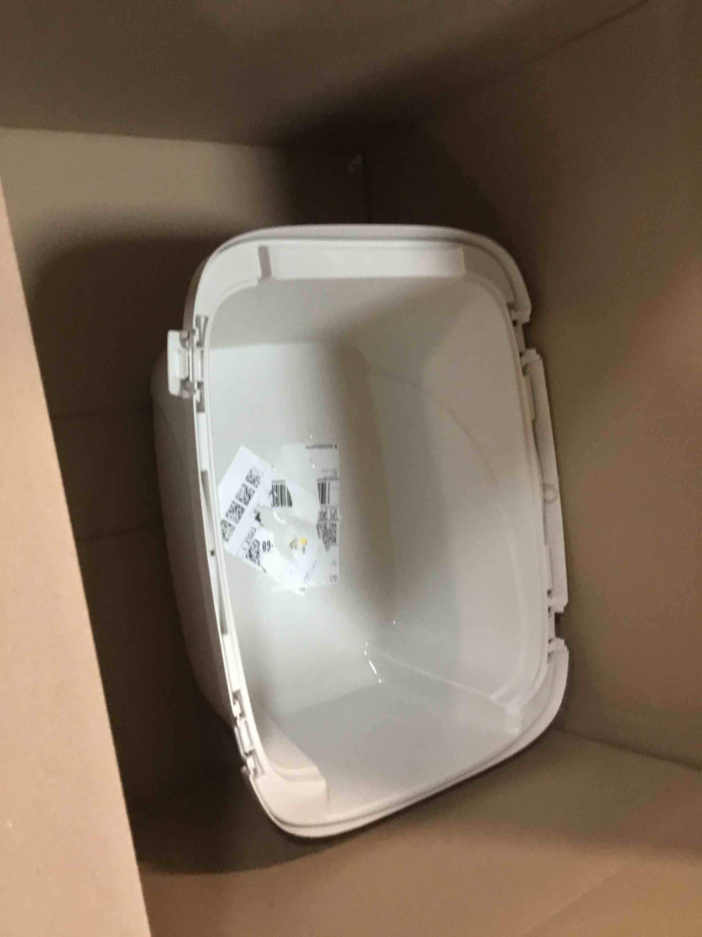 https://s3.amazonaws.com/lotting-images-prod/bidfta/RED6029613_1708972947294.jpeg