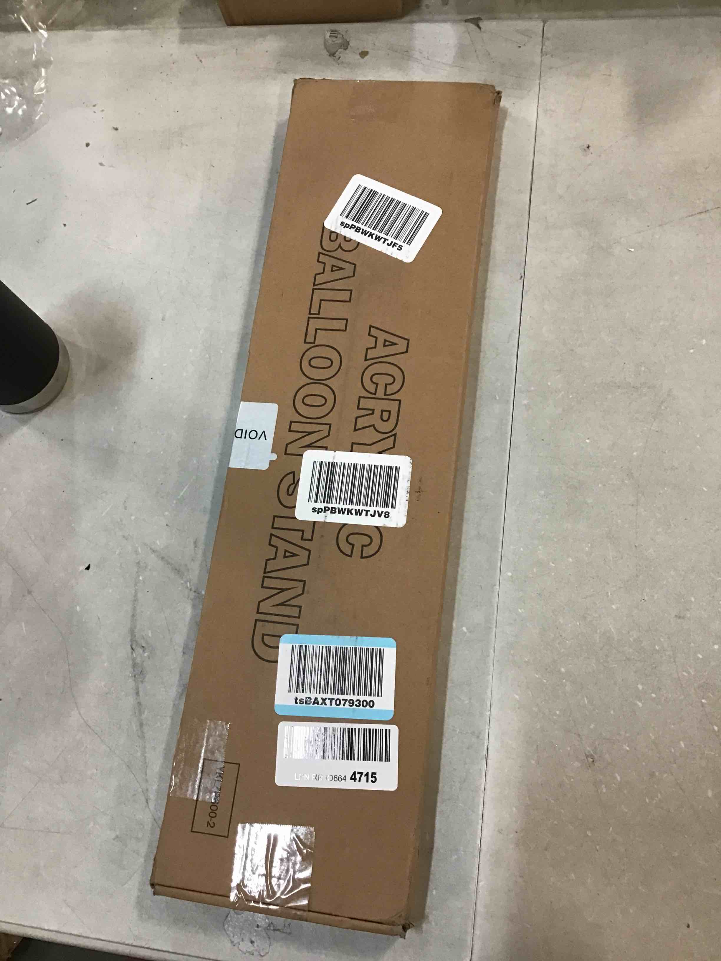https://s3.amazonaws.com/lotting-images-prod/bidfta/RED6029753_1709039895054.jpeg