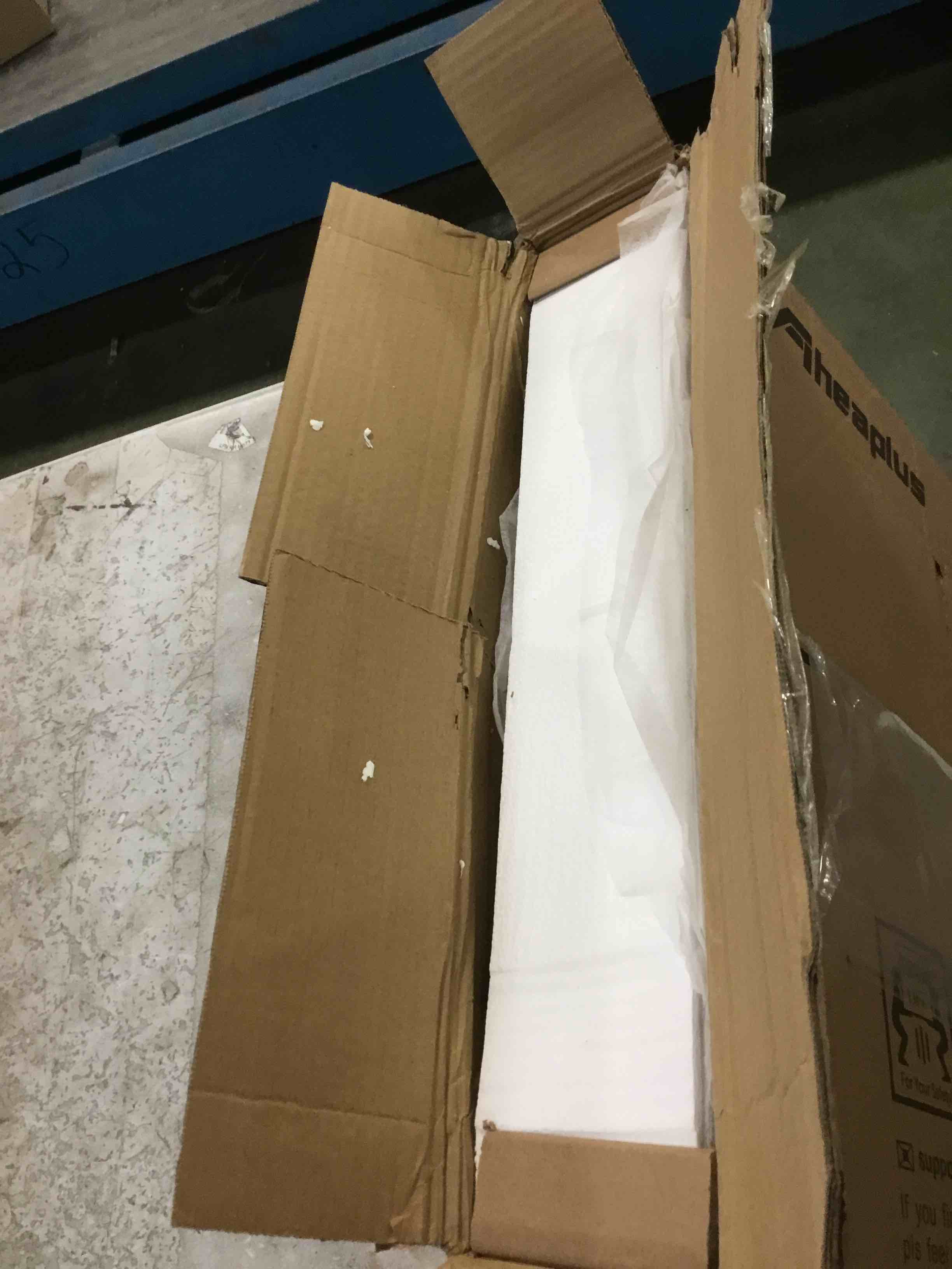 https://s3.amazonaws.com/lotting-images-prod/bidfta/RED6030124_1709132057467.jpeg