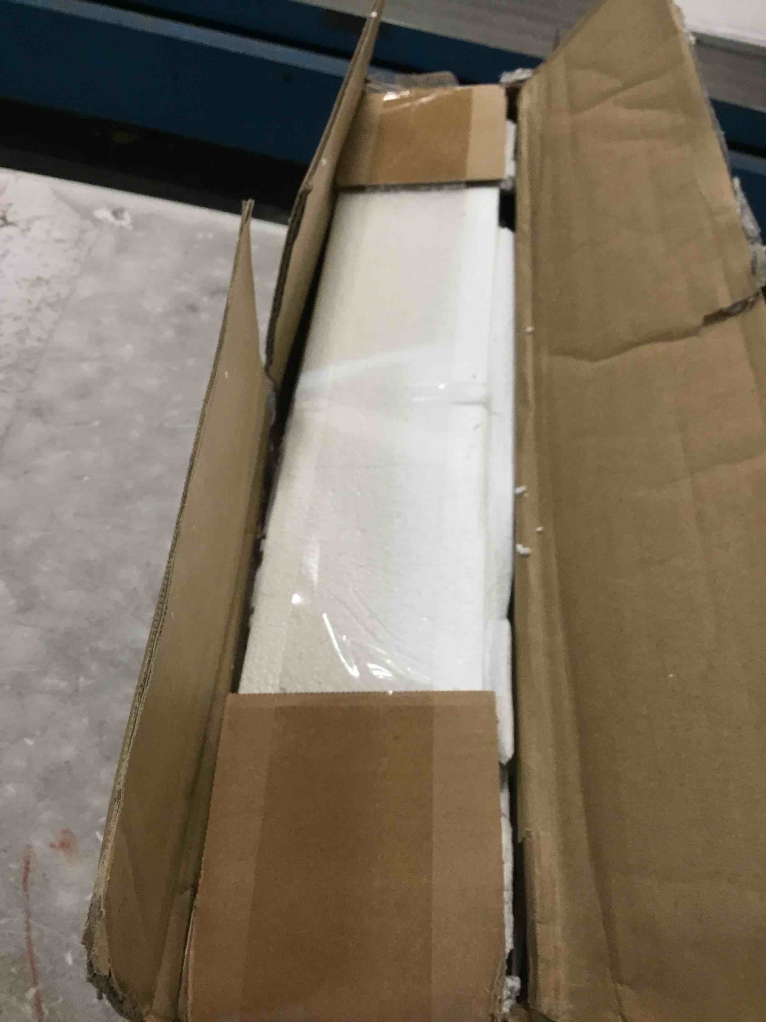 https://s3.amazonaws.com/lotting-images-prod/bidfta/RED6030165_1709137867858.jpeg