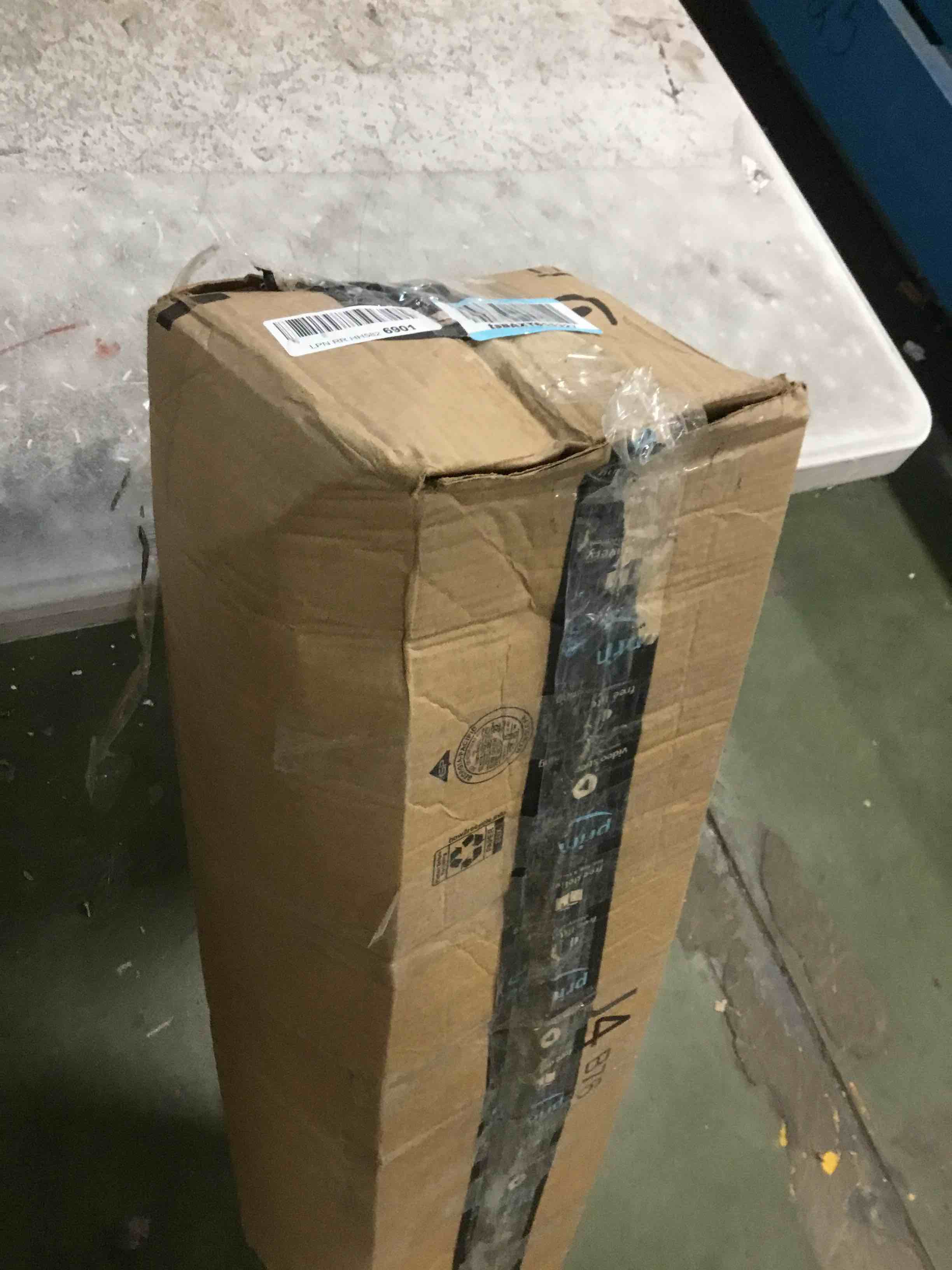 https://s3.amazonaws.com/lotting-images-prod/bidfta/RED6030221_1709145949155.jpeg
