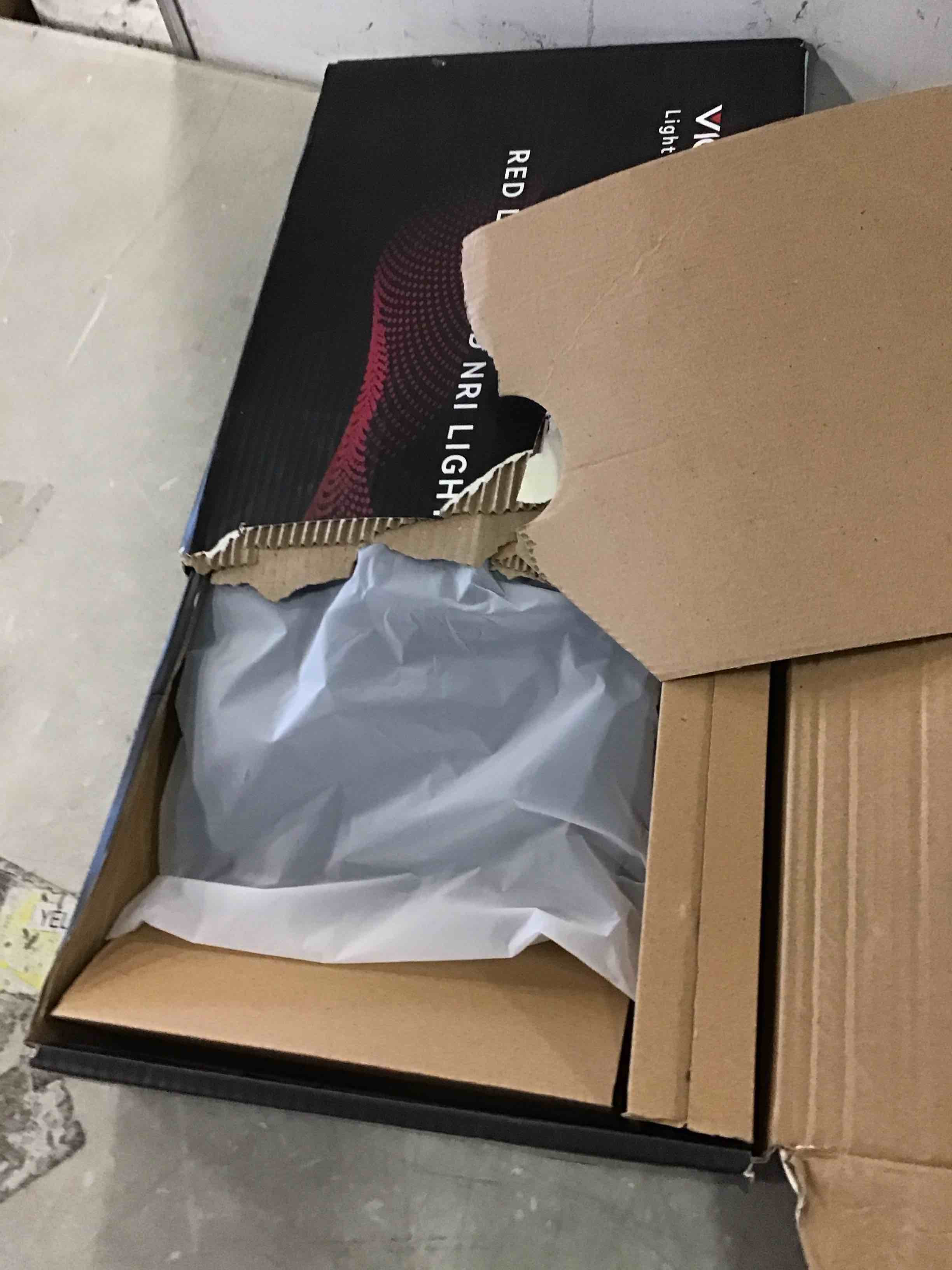 https://s3.amazonaws.com/lotting-images-prod/bidfta/RED6030377_1709220351688.jpeg