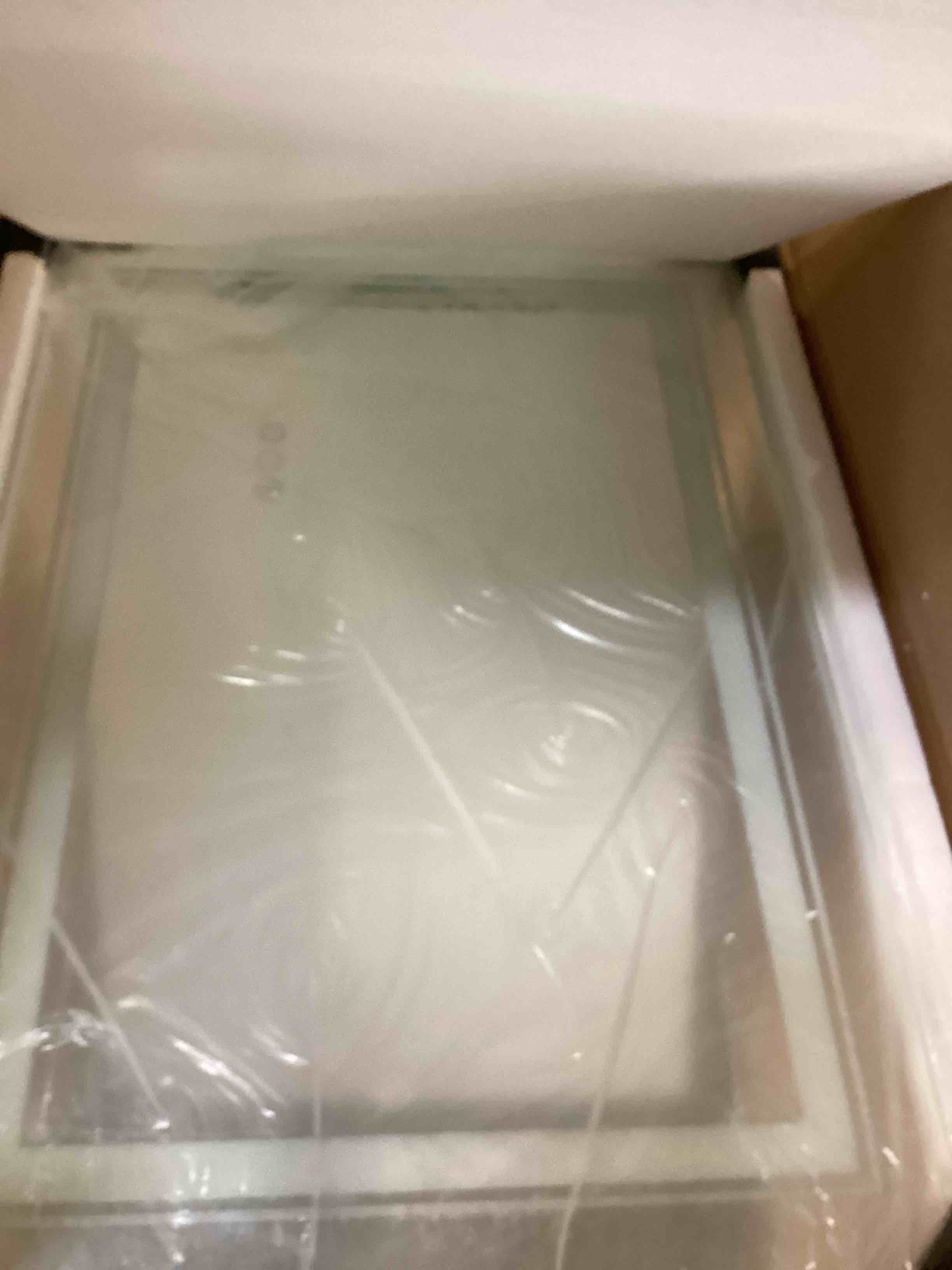 https://s3.amazonaws.com/lotting-images-prod/bidfta/RED6030457_1707769131203.jpeg
