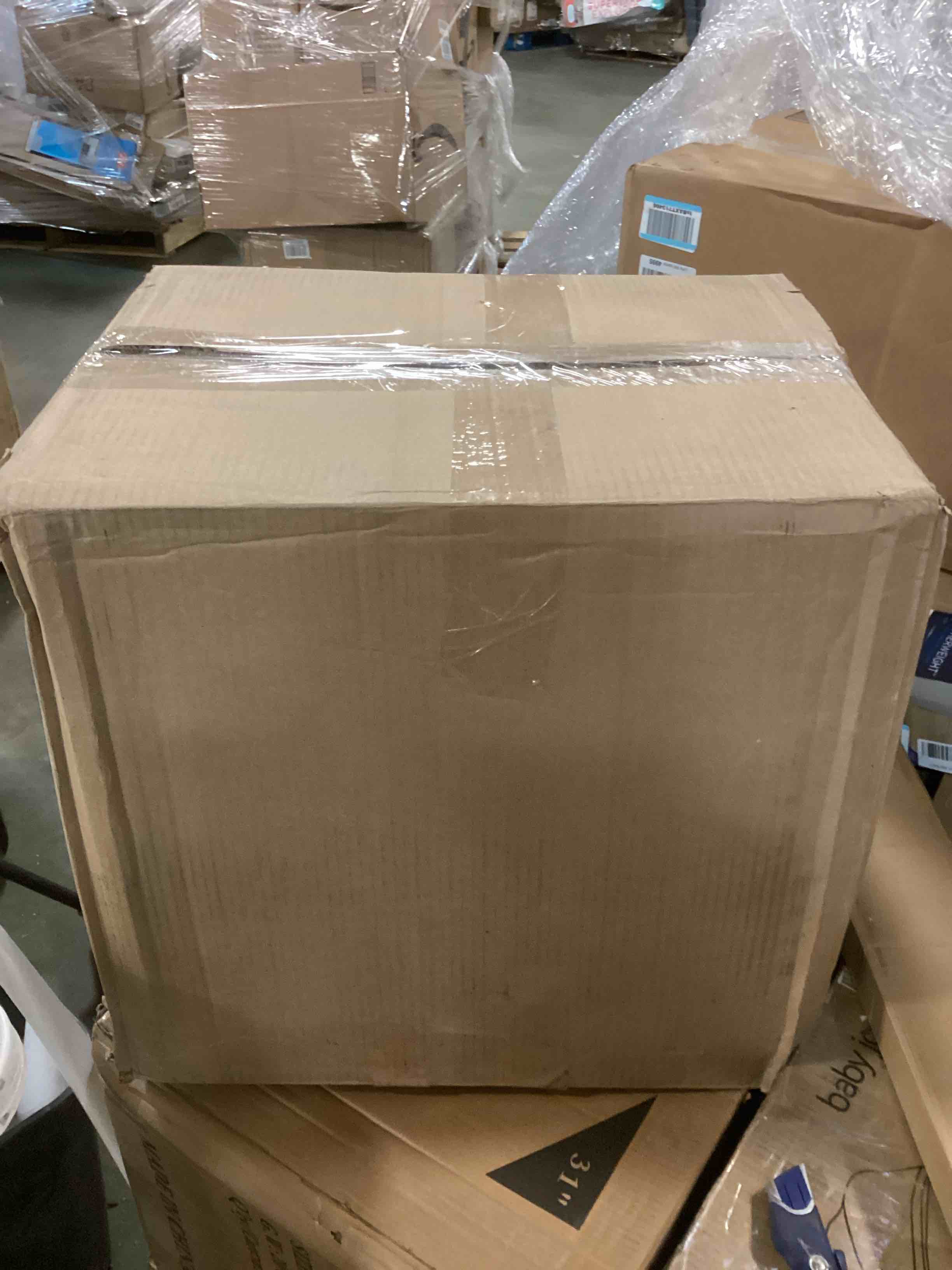 https://s3.amazonaws.com/lotting-images-prod/bidfta/RED6030512_1707827710746.jpeg