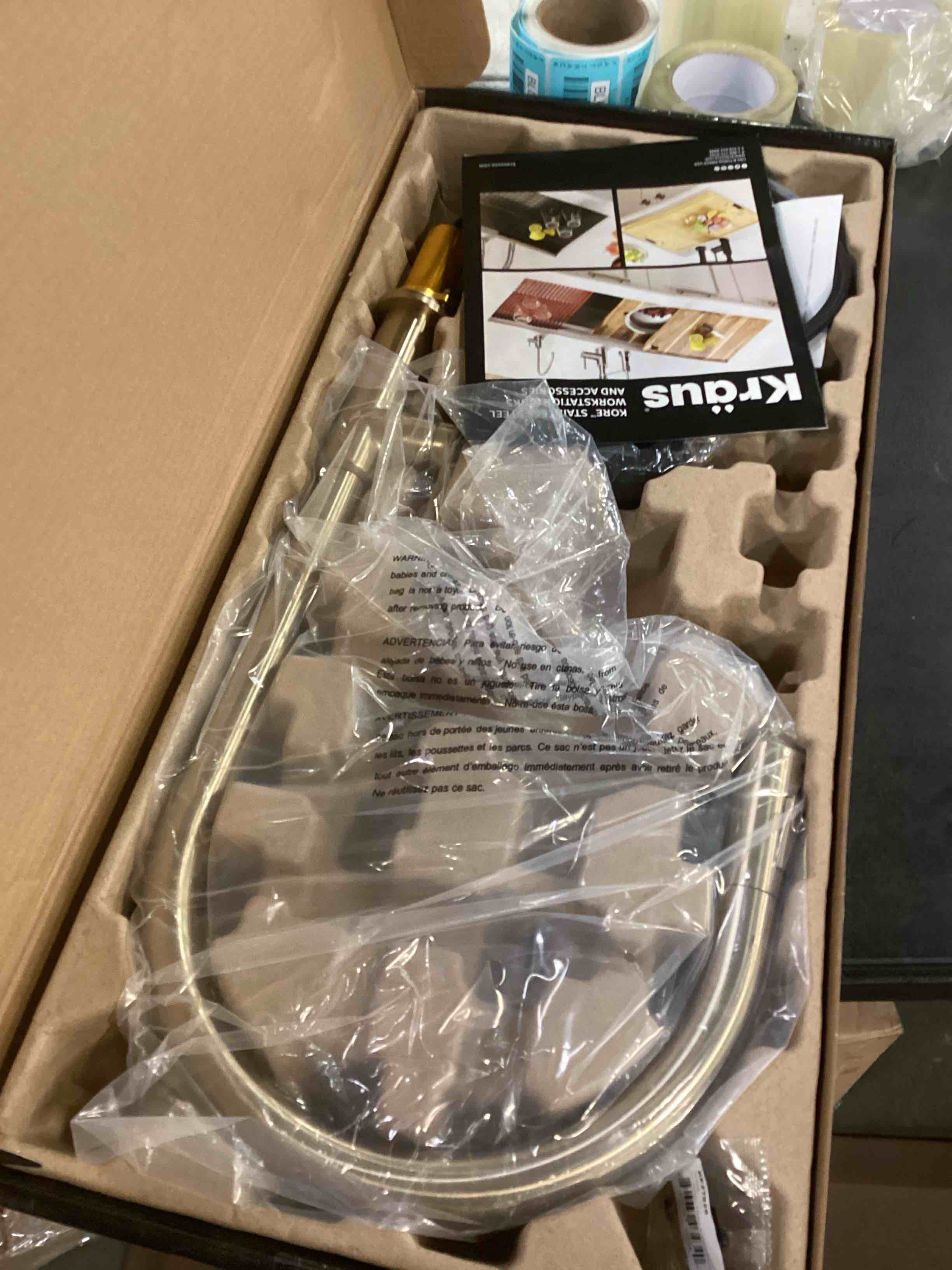 https://s3.amazonaws.com/lotting-images-prod/bidfta/RED6030862_1707921406619.jpeg