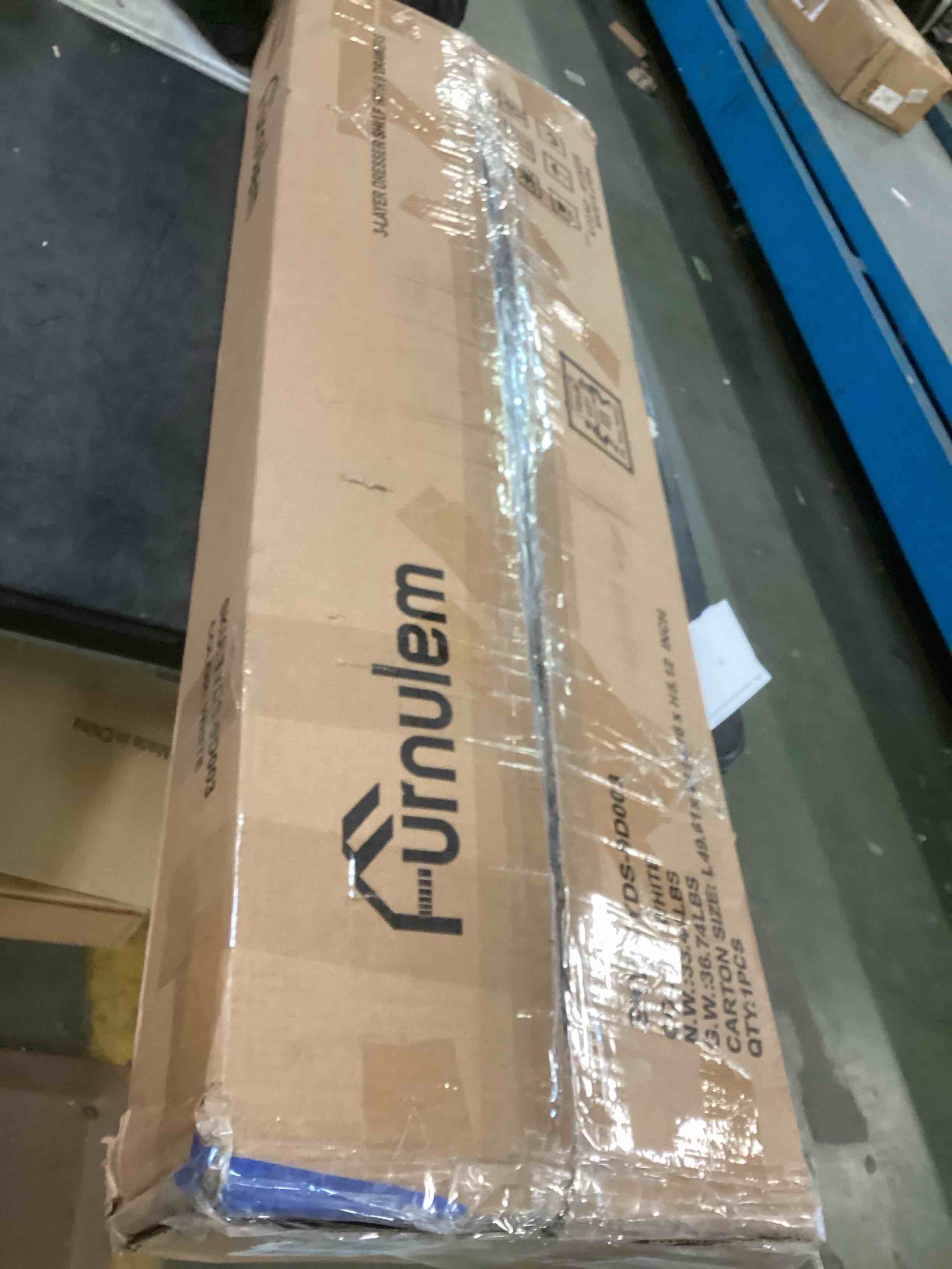 https://s3.amazonaws.com/lotting-images-prod/bidfta/RED6030985_1707936498958.jpeg