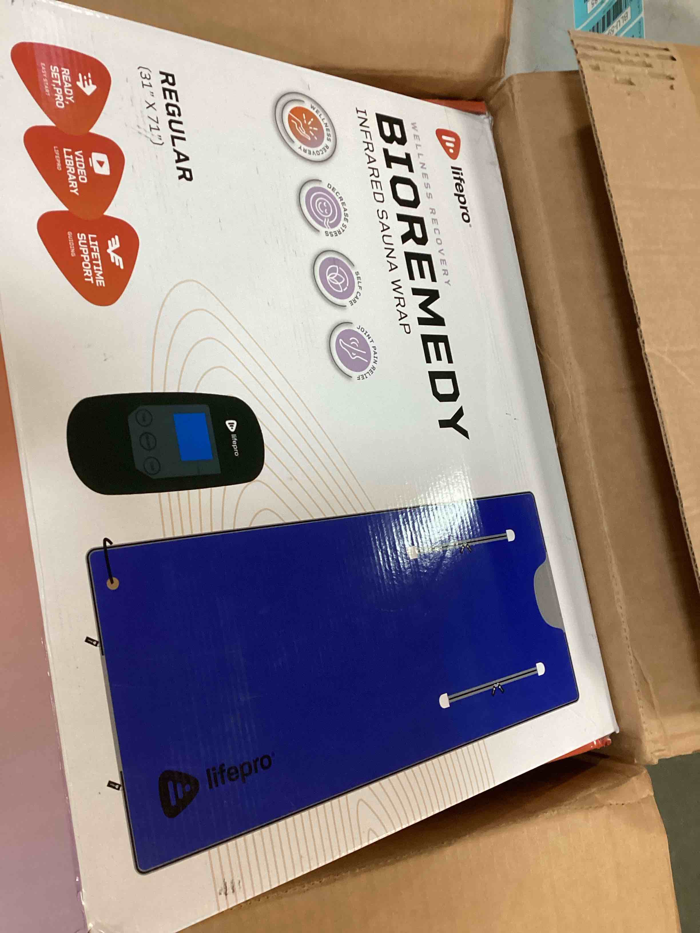 https://s3.amazonaws.com/lotting-images-prod/bidfta/RED6031575_1708176656920.jpeg