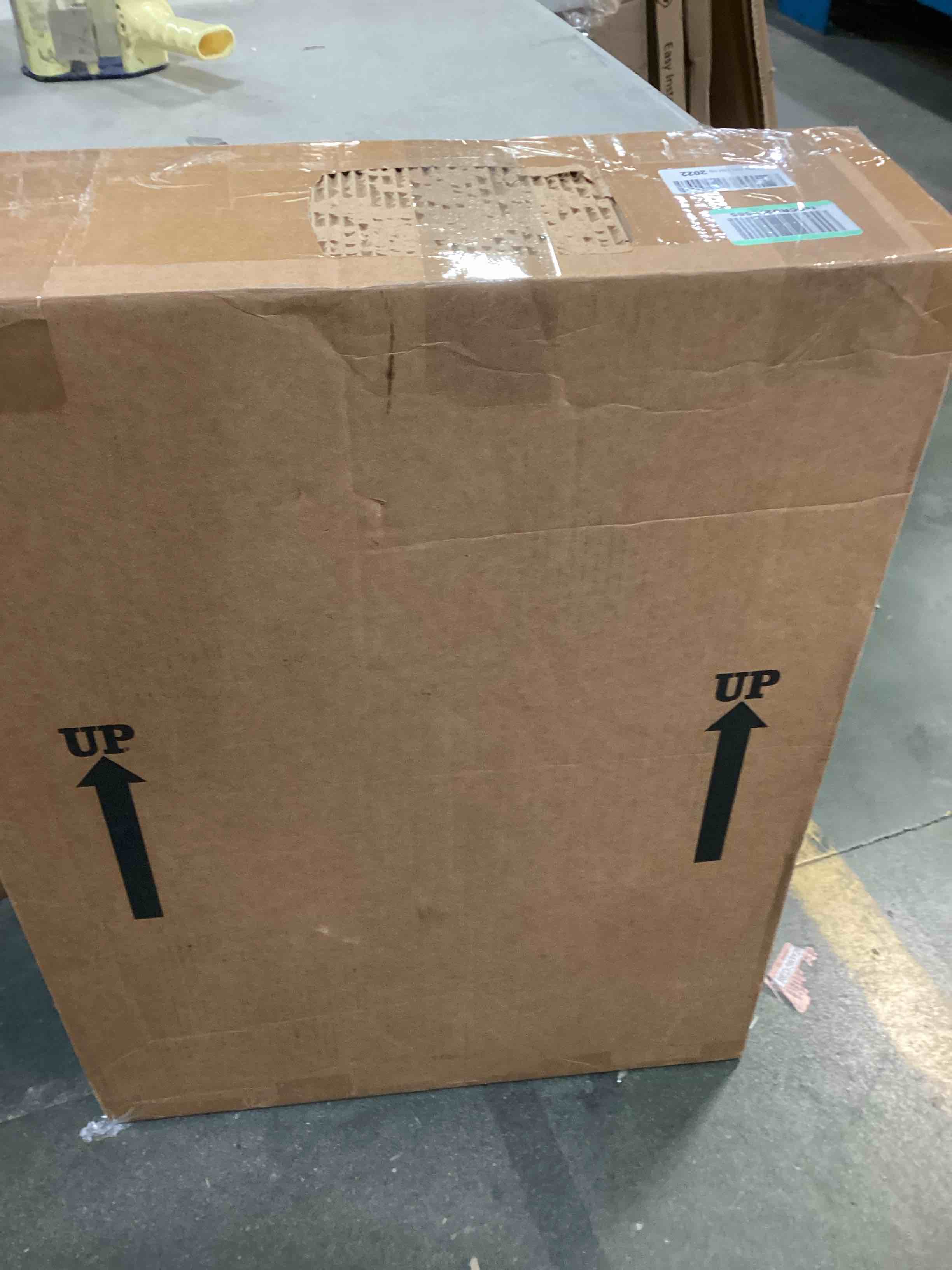 https://s3.amazonaws.com/lotting-images-prod/bidfta/RED6031705_1708193577674.jpeg
