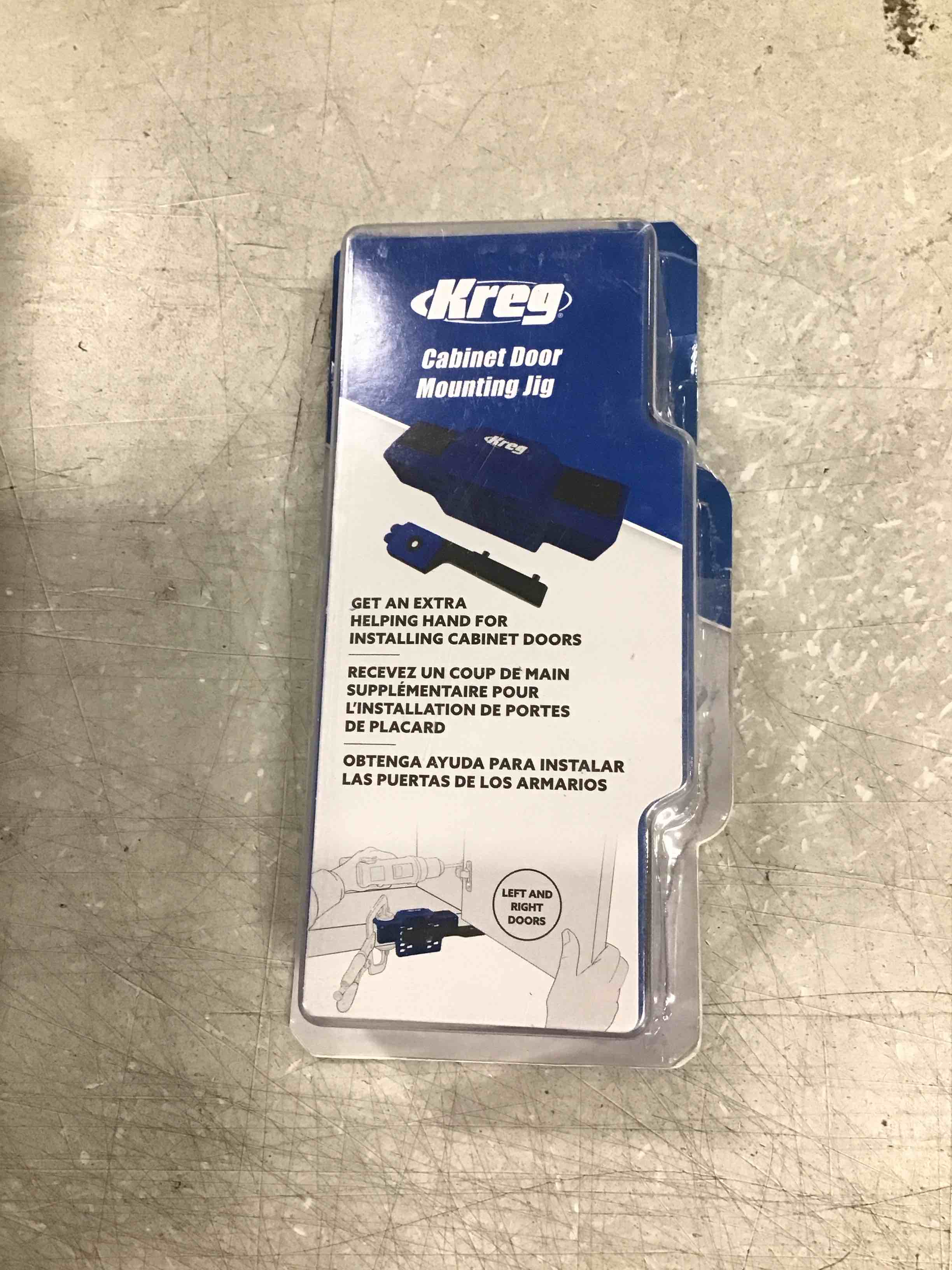 https://s3.amazonaws.com/lotting-images-prod/bidfta/RED6032010_1714479837599.jpeg