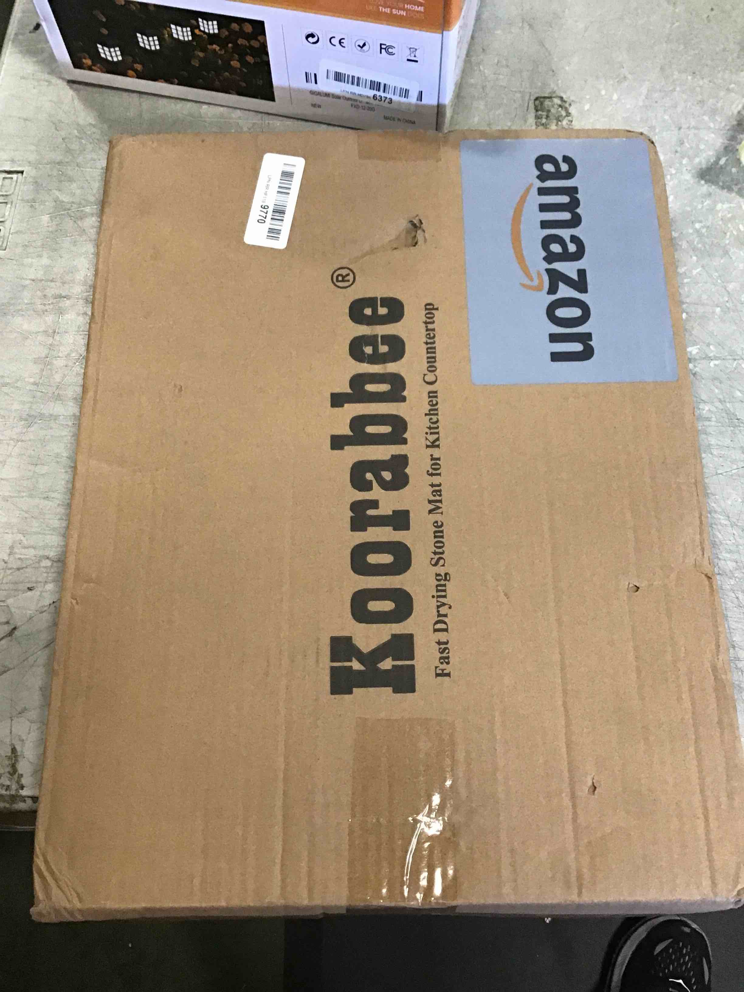 https://s3.amazonaws.com/lotting-images-prod/bidfta/RED6032551_1714657927870.jpeg