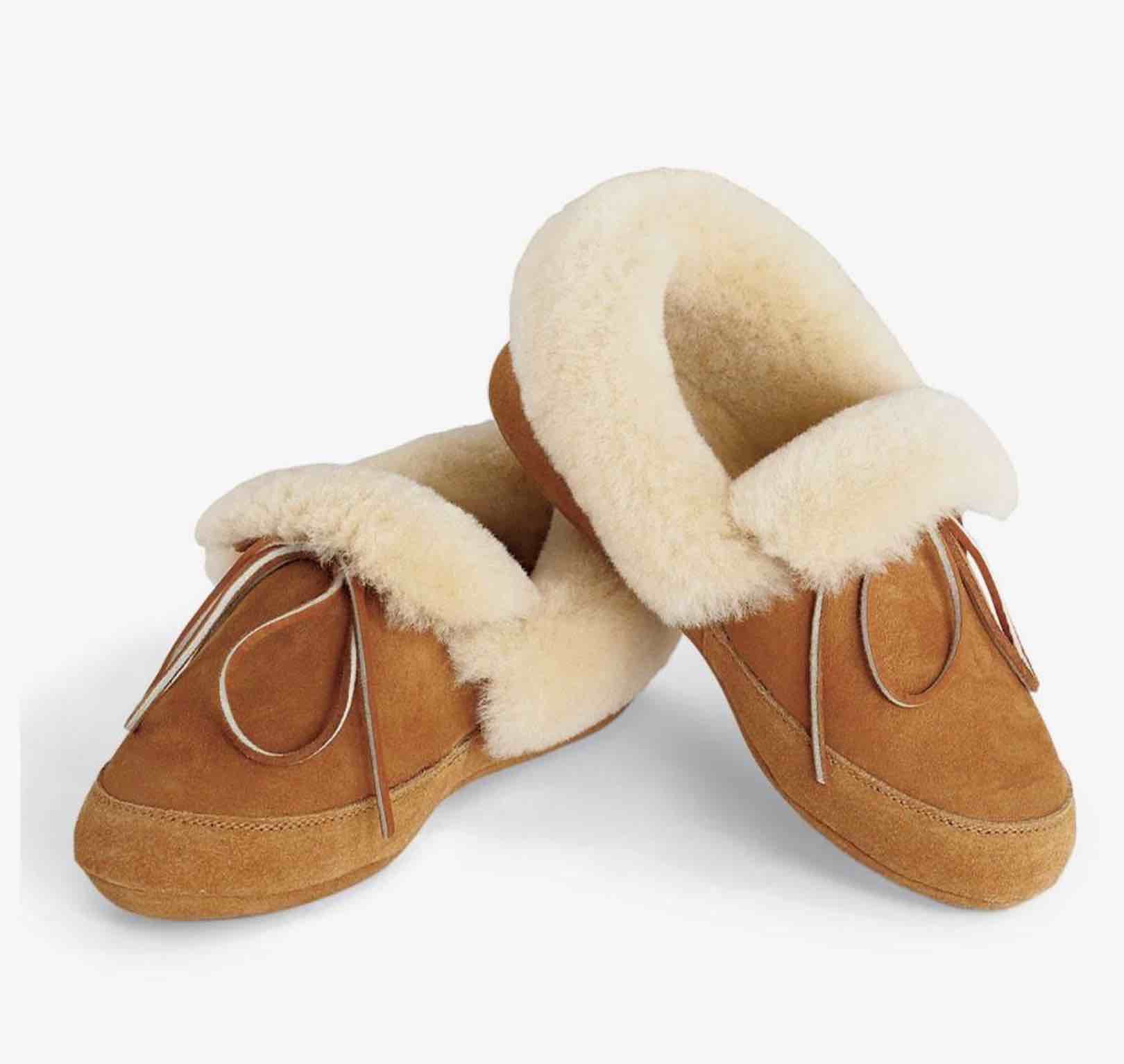 The Androscoggin Sheepskin Slippers, Medium (Men’s 9-10, Women’s 11-12)