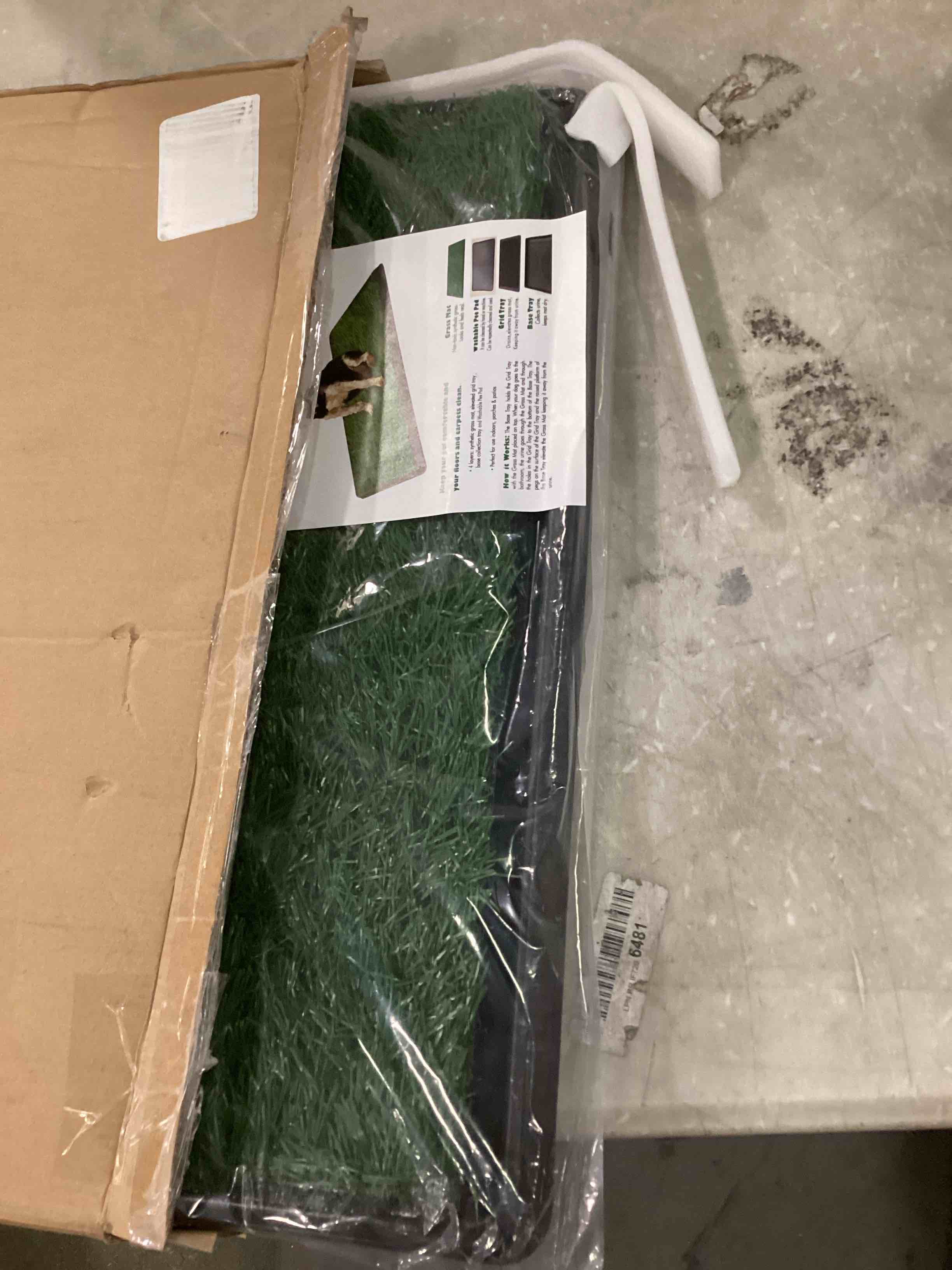 https://s3.amazonaws.com/lotting-images-prod/bidfta/RED6034014_1715786187180.jpeg
