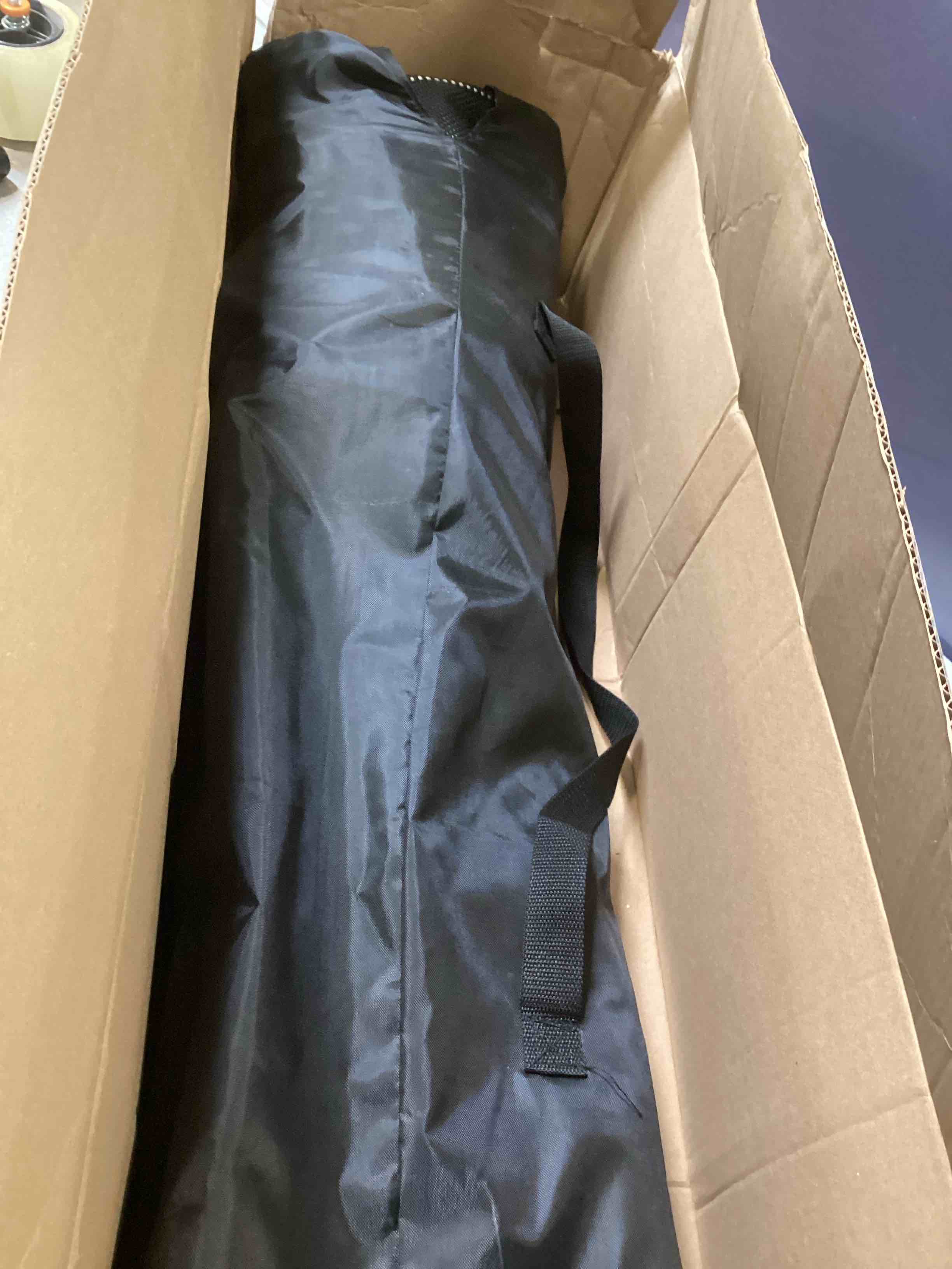 https://s3.amazonaws.com/lotting-images-prod/bidfta/RED6034539_1716049748224.jpeg