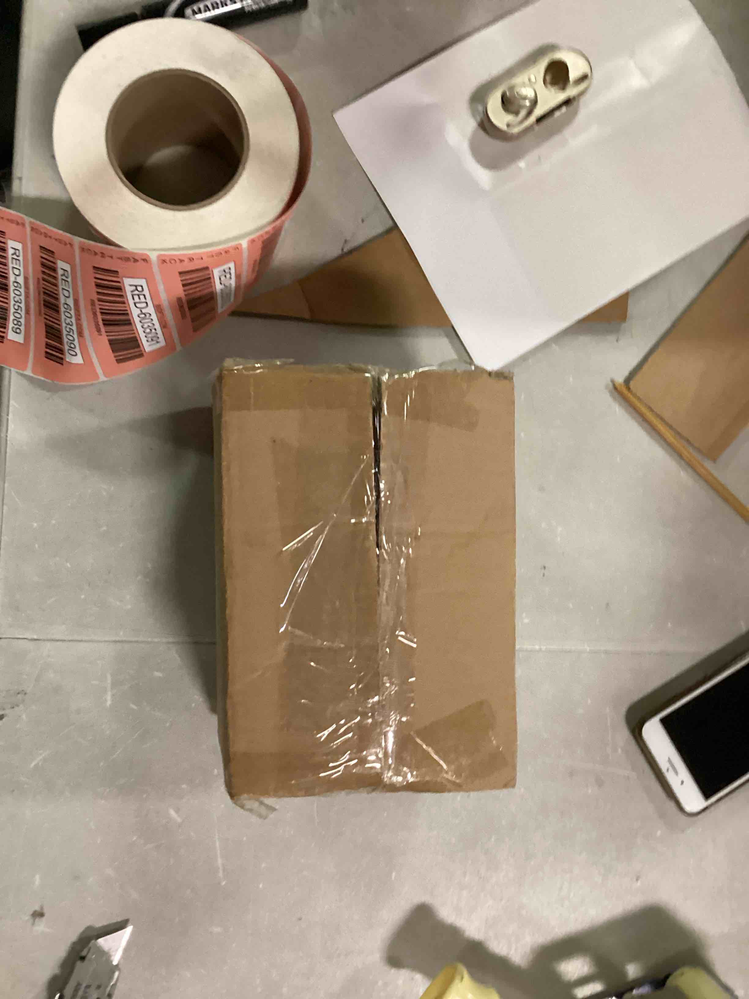 https://s3.amazonaws.com/lotting-images-prod/bidfta/RED6035089_1714671406410.jpeg