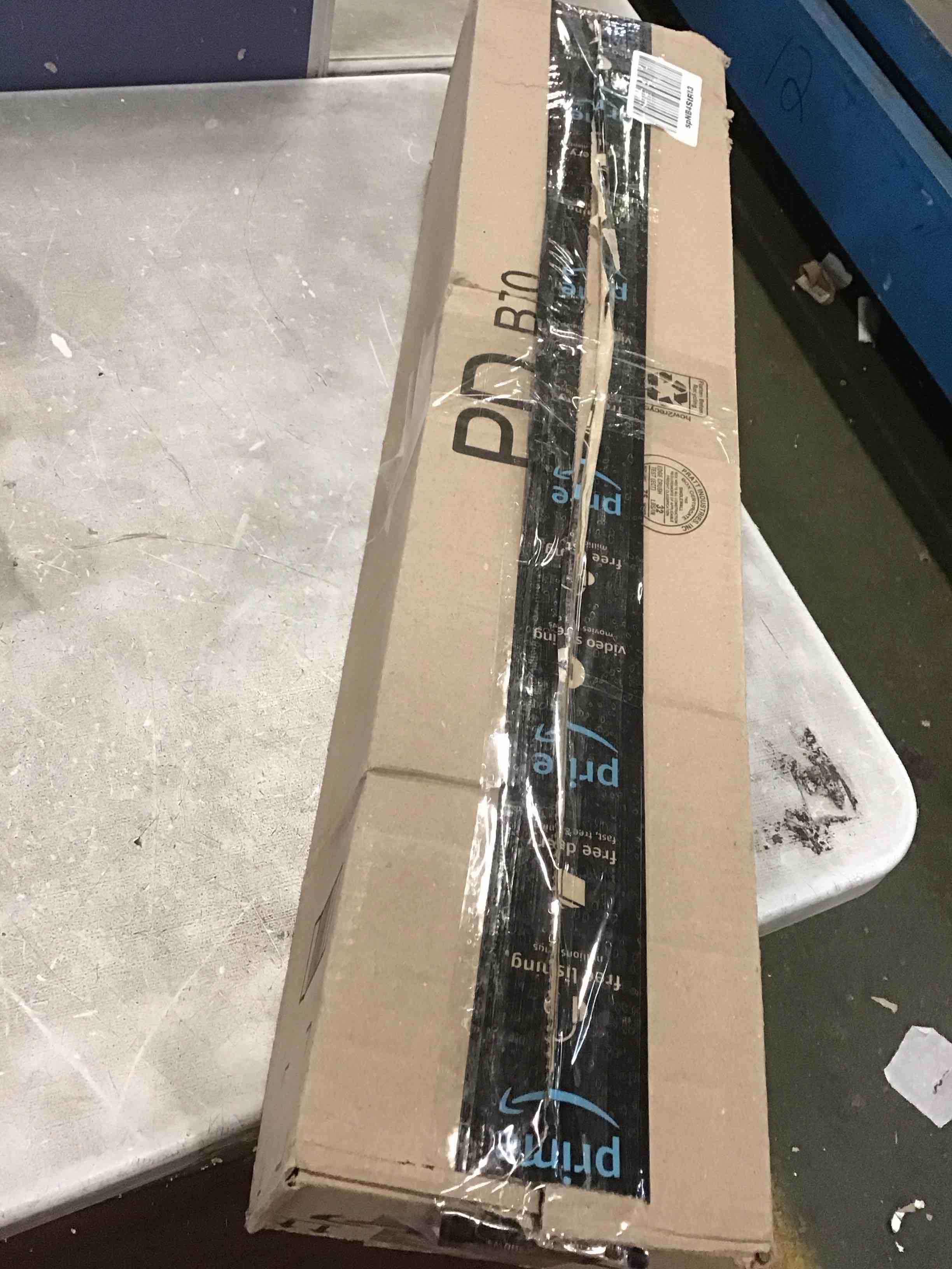https://s3.amazonaws.com/lotting-images-prod/bidfta/RED6035725_1715371406269.jpeg