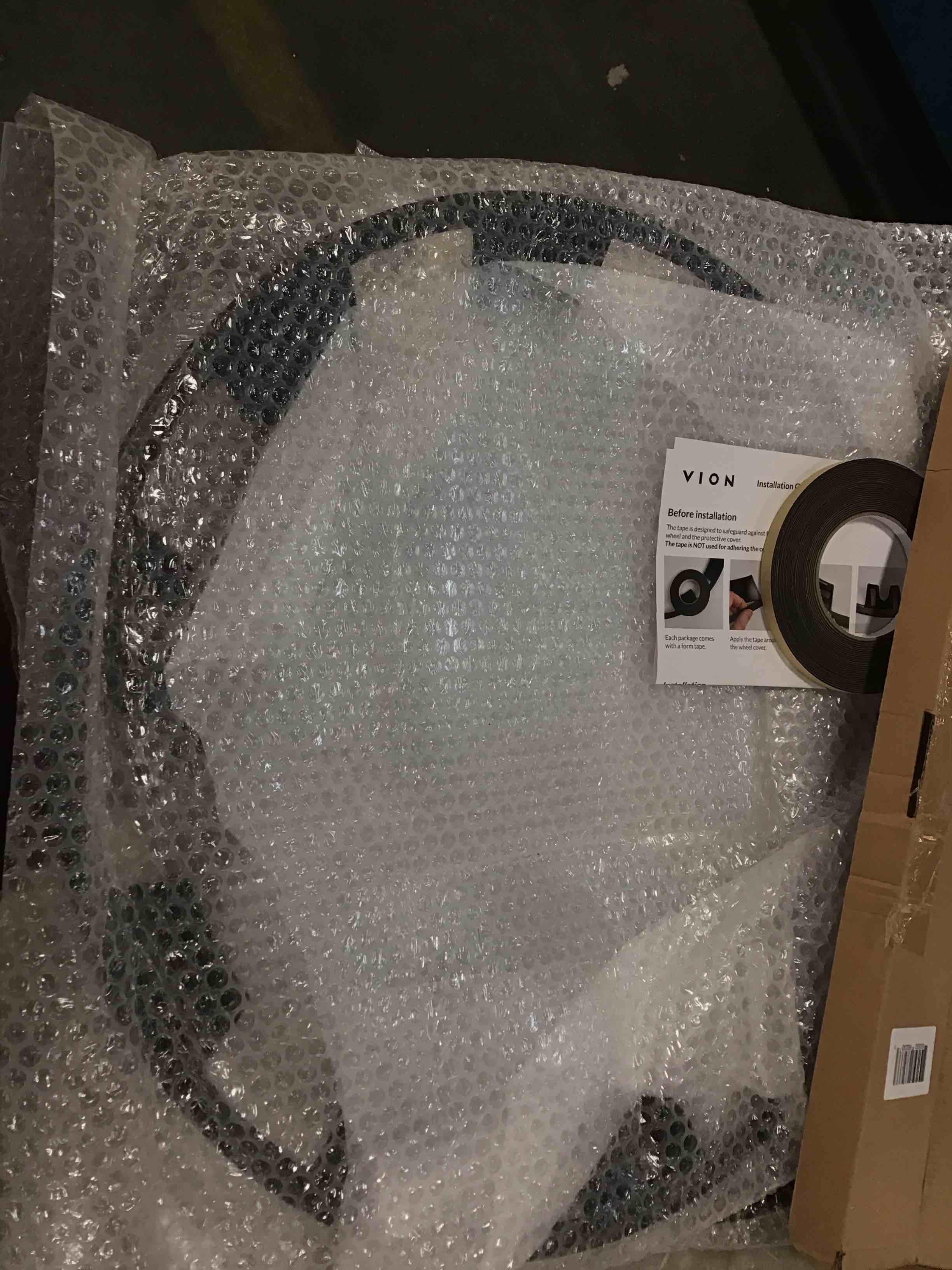 https://s3.amazonaws.com/lotting-images-prod/bidfta/RED6035738_1715424989537.jpeg