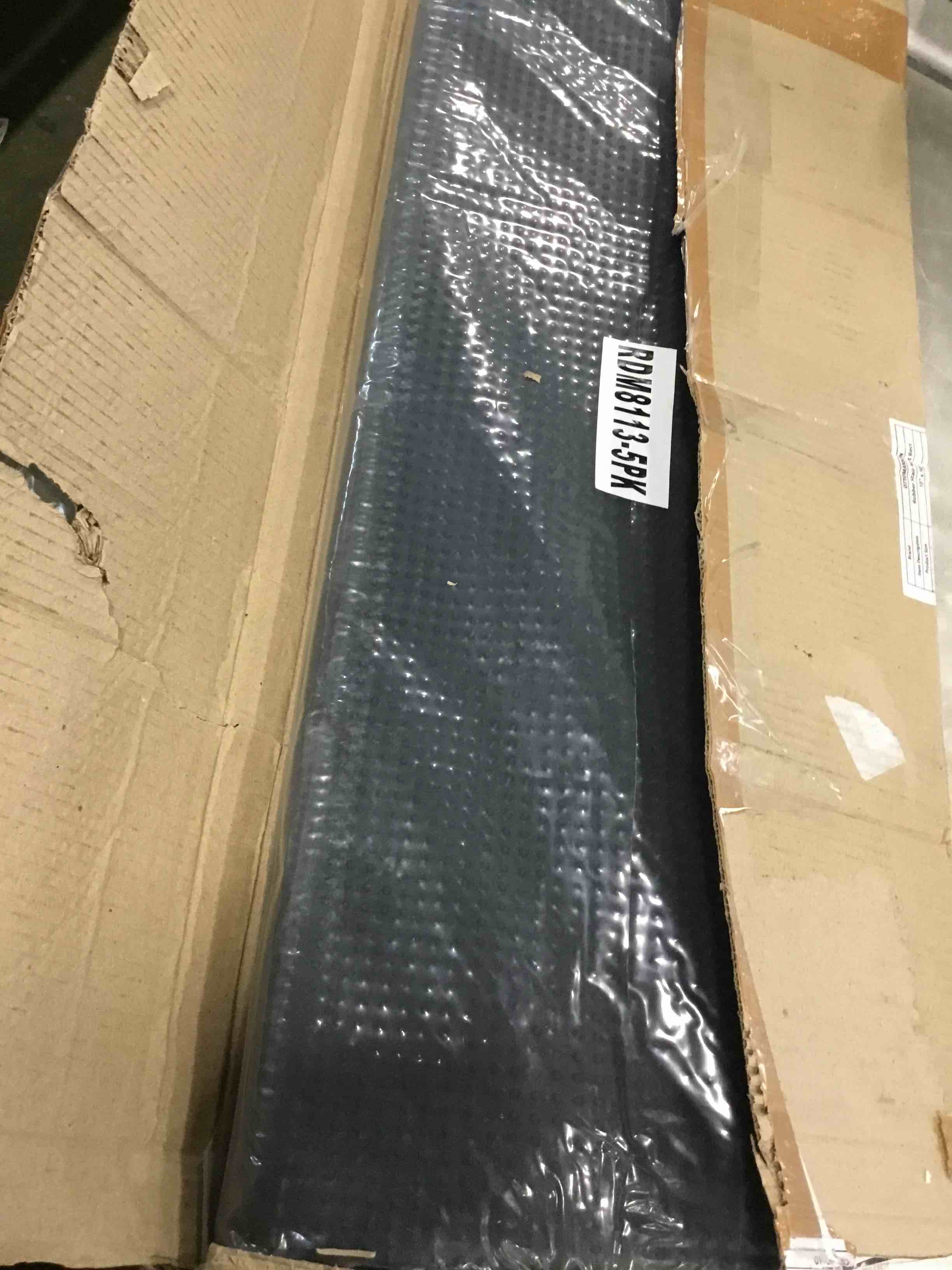 https://s3.amazonaws.com/lotting-images-prod/bidfta/RED6035853_1715436901711.jpeg