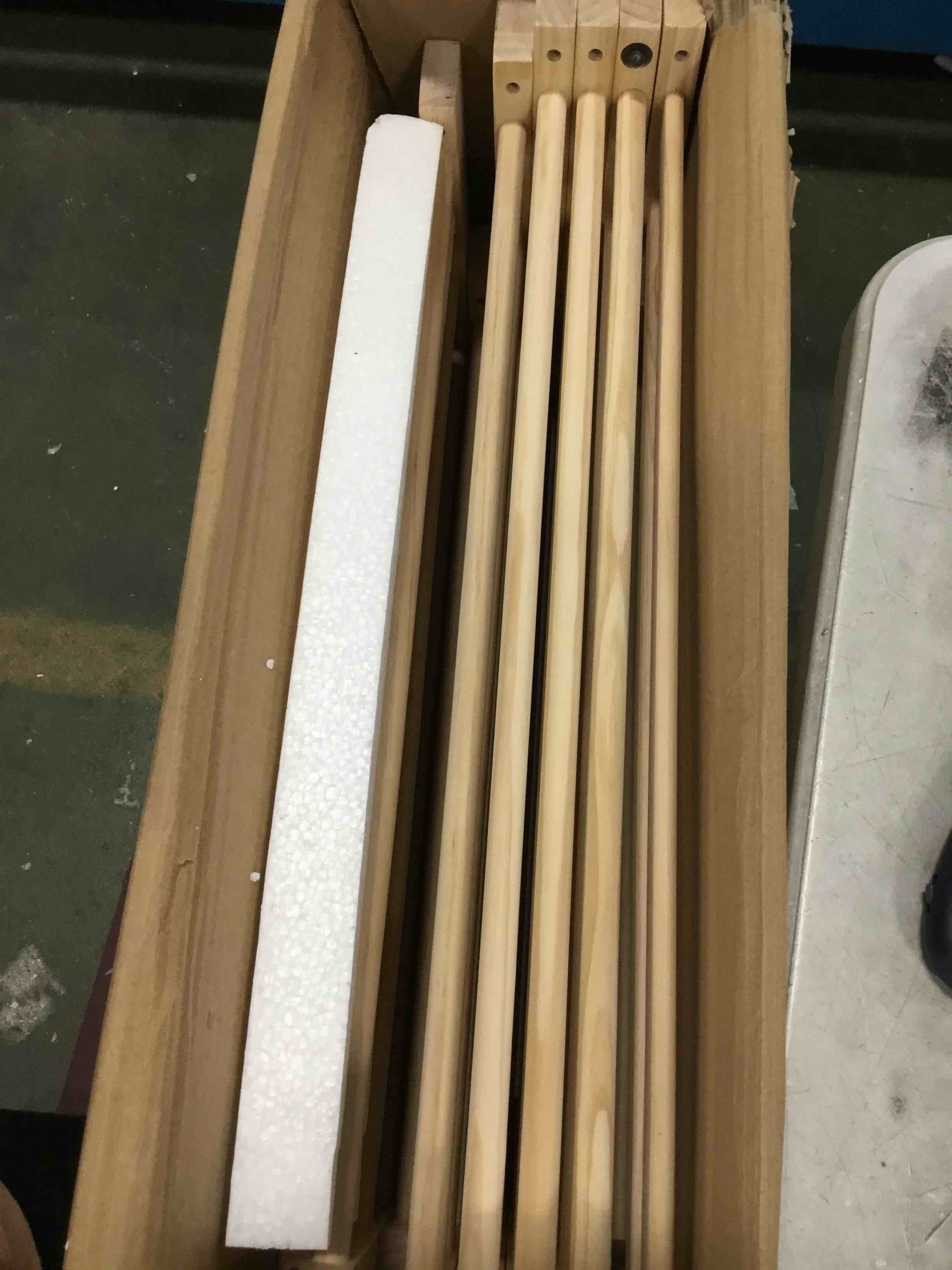 https://s3.amazonaws.com/lotting-images-prod/bidfta/RED6035856_1715437188207.jpeg
