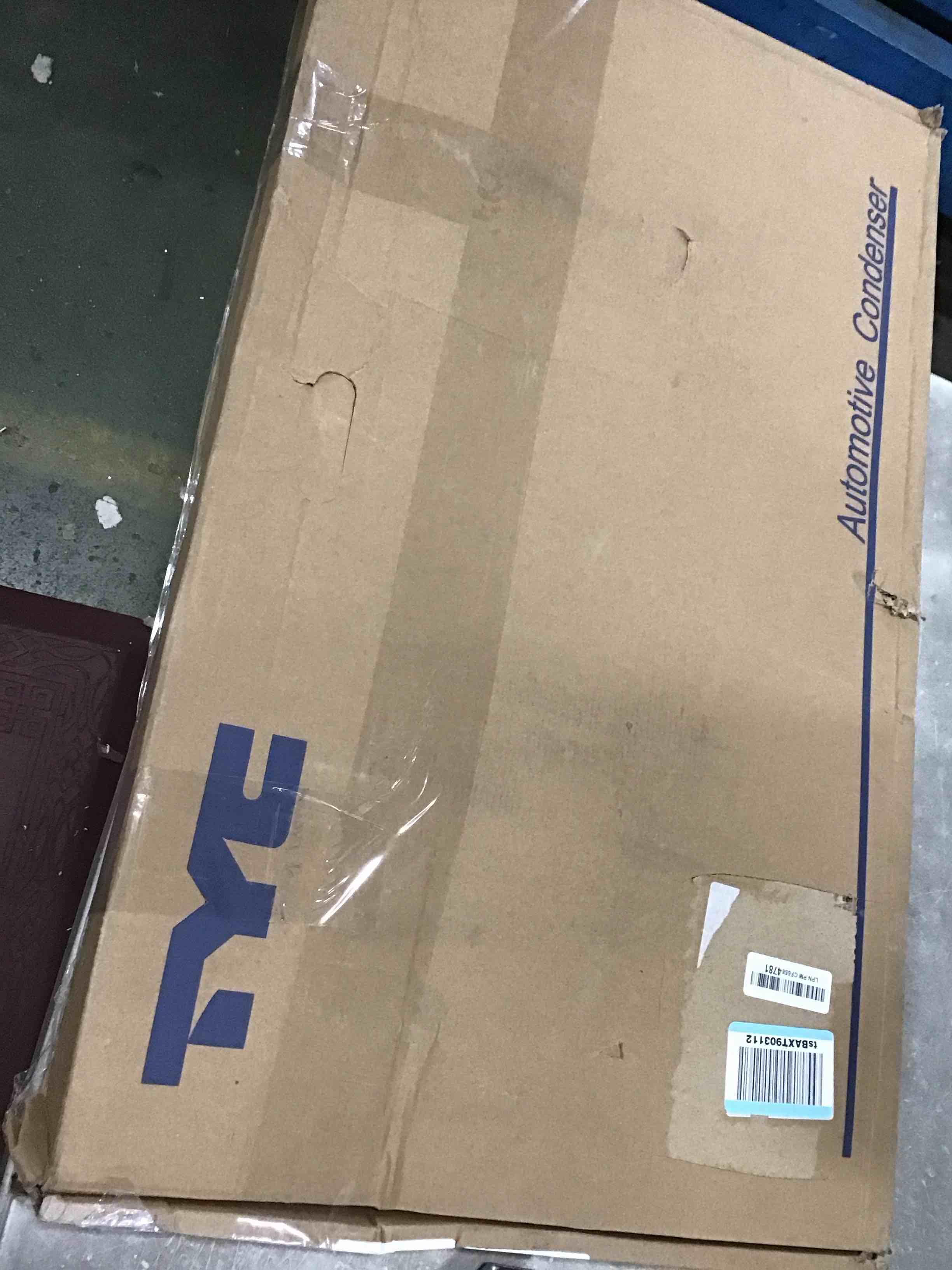 https://s3.amazonaws.com/lotting-images-prod/bidfta/RED6036106_1715621868149.jpeg