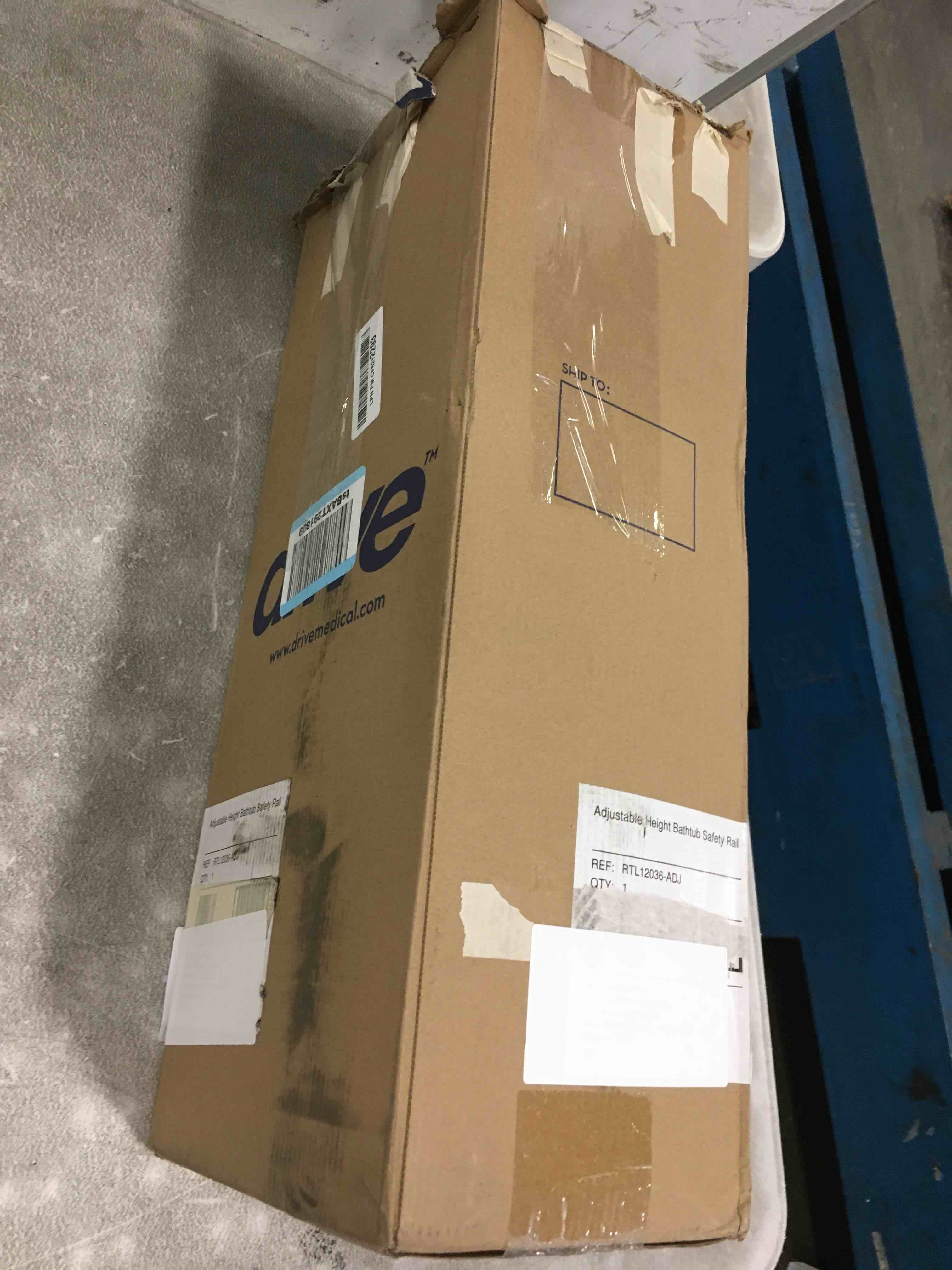 https://s3.amazonaws.com/lotting-images-prod/bidfta/RED6036357_1715710773654.jpeg