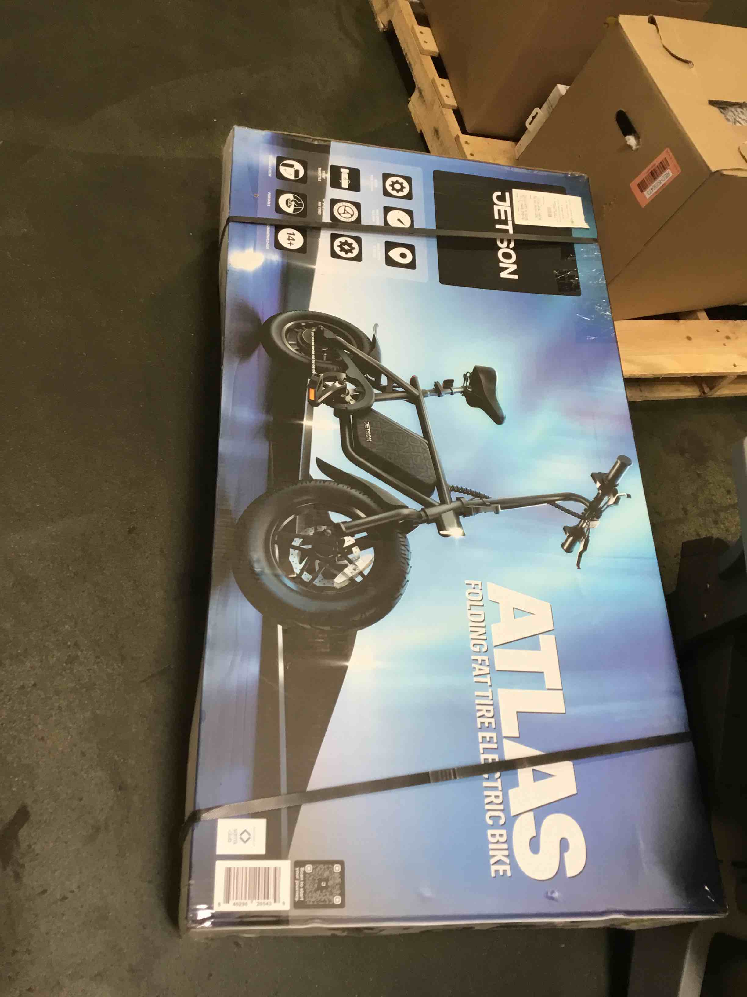 https://s3.amazonaws.com/lotting-images-prod/bidfta/RED6036604_1715188149702.jpeg
