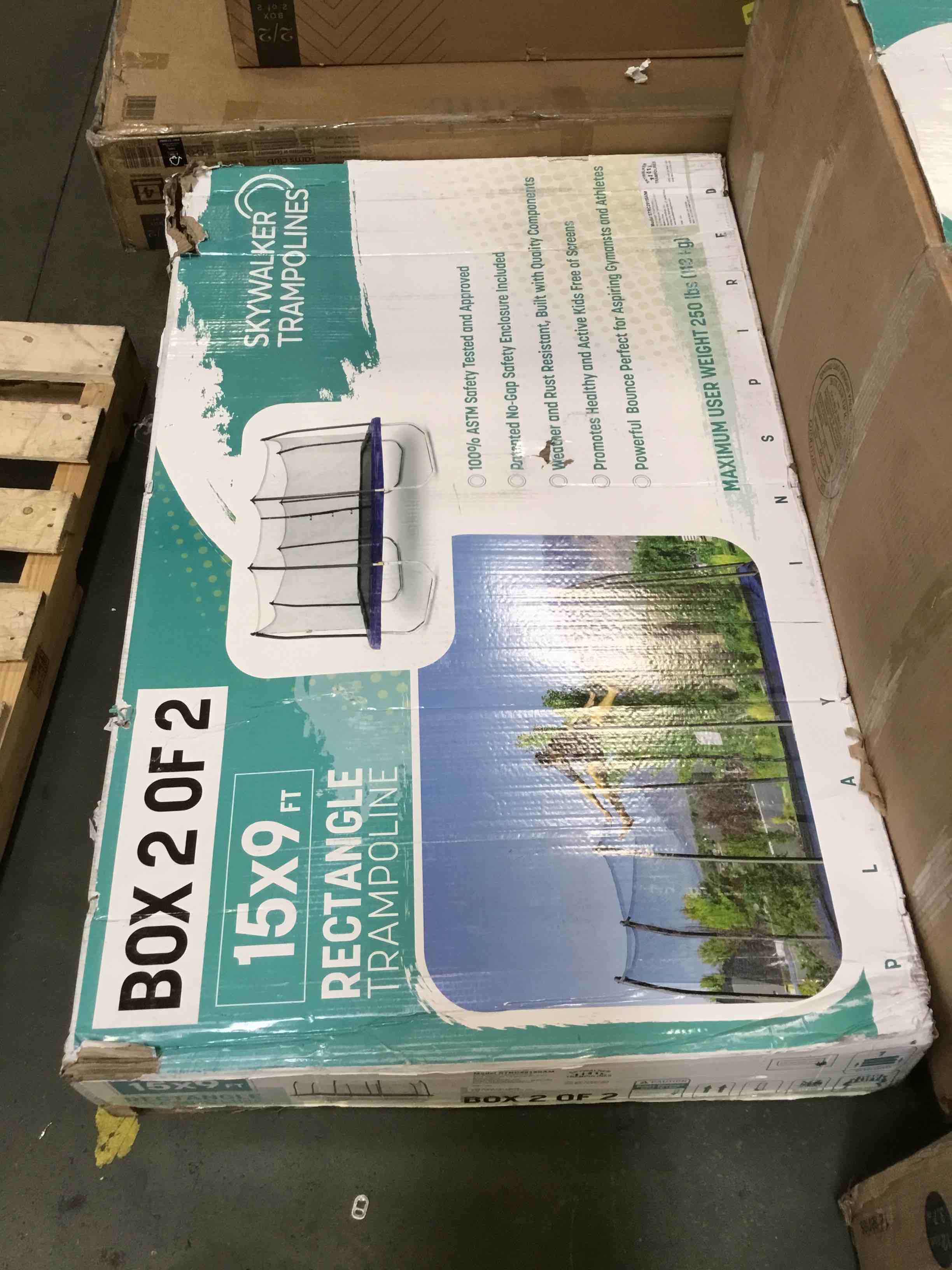 https://s3.amazonaws.com/lotting-images-prod/bidfta/RED6036885_1715613964423.jpeg